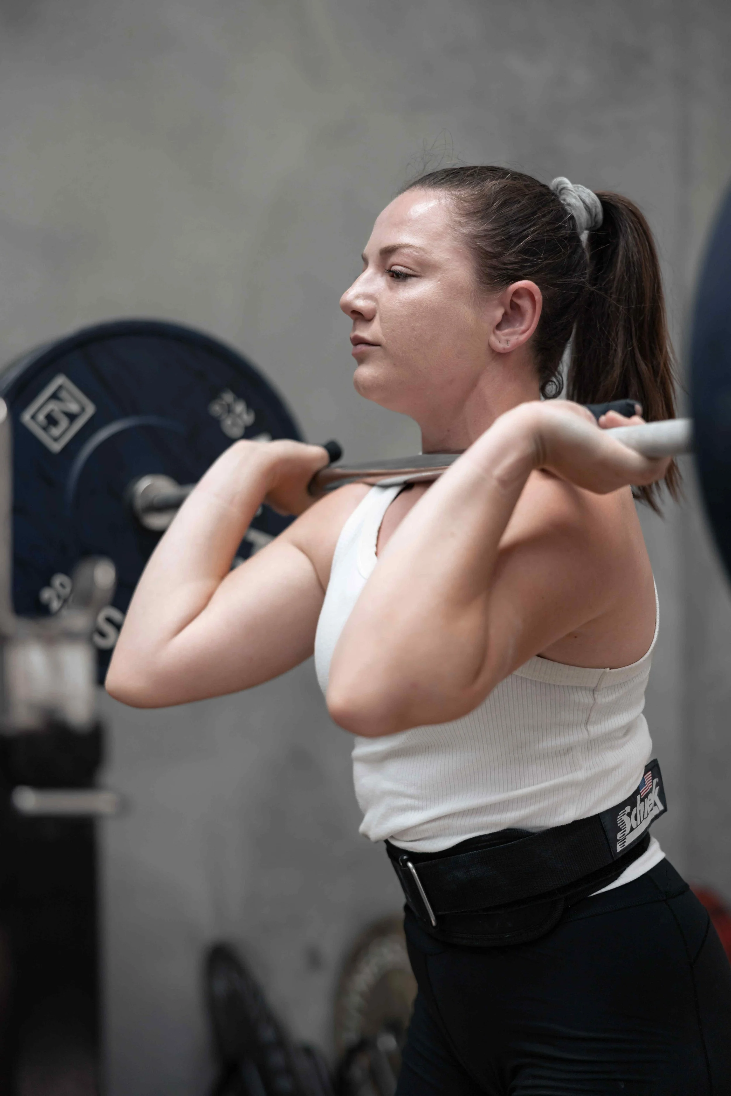 Athlete prepping for to squat at MWBC