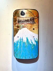 William Norton,  A Murder of Crows  Acrylic and Imitation Gold Leaf on Police Riot Shield with Etched Plexiglass, 35.5" x 18.5" x 6", 2023