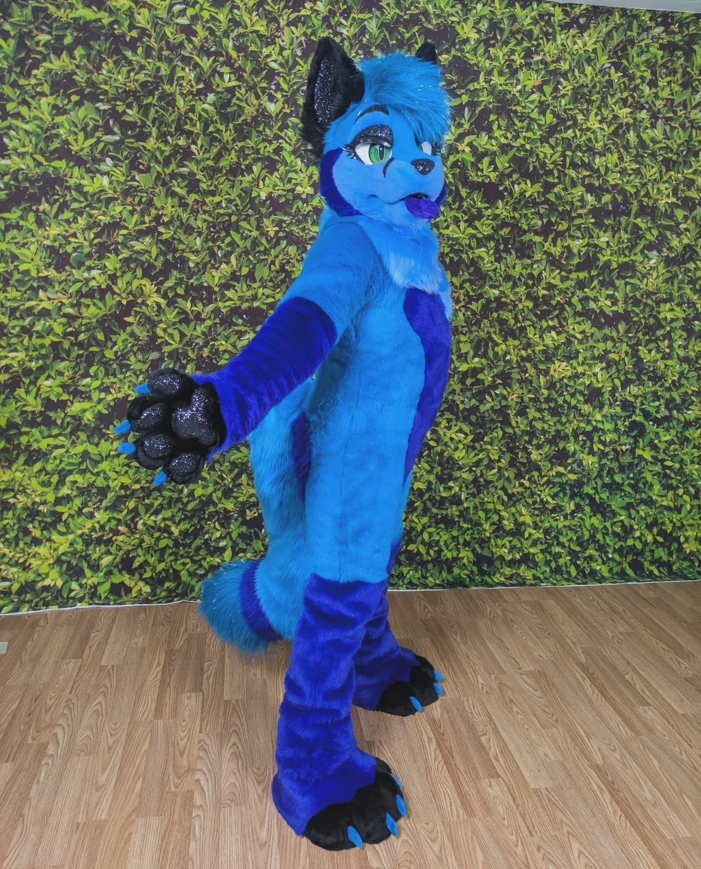 Introducing Frozen the Fox! This plantigrade fullsuit belongs to @frozenfoxx and features some lovely sparkle accents, three different eyeliner looks and some shiny piercings! #fursuit #fursuitmaker #furriesofinstagram