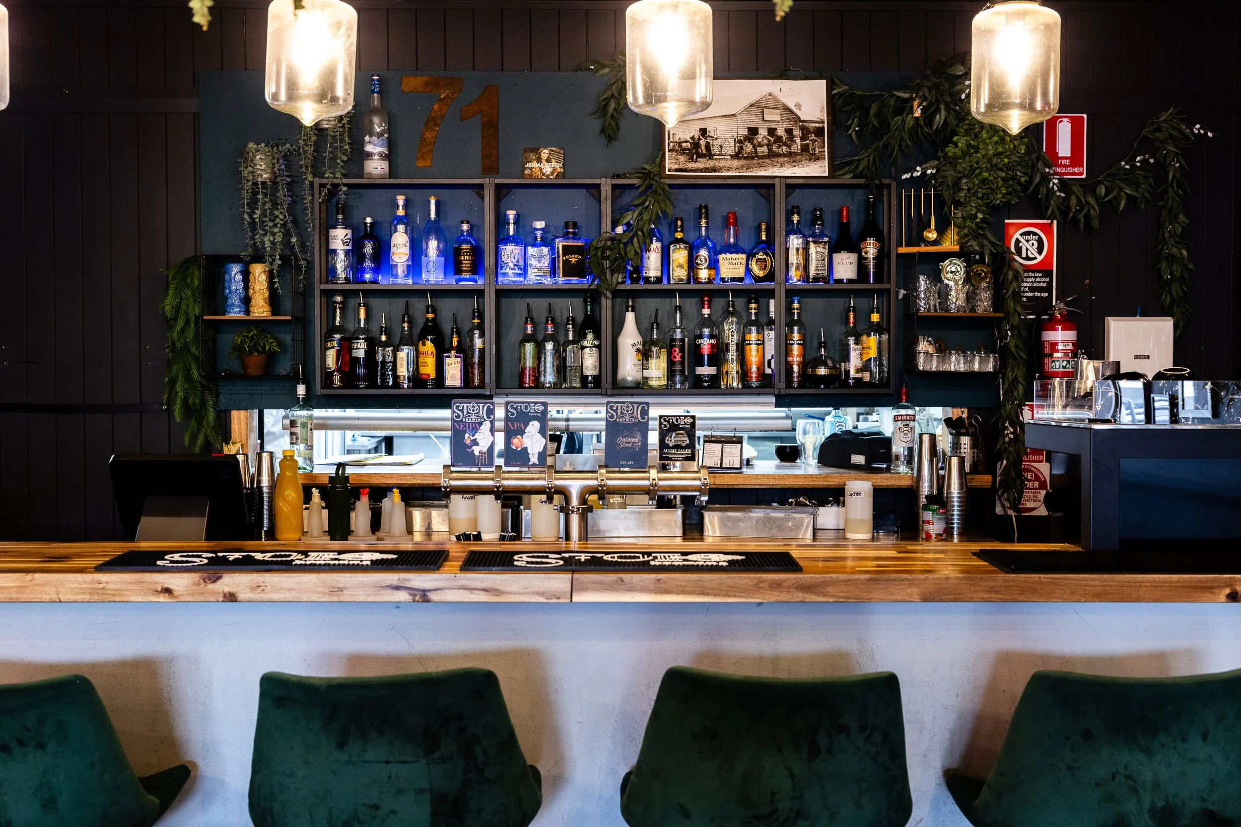The Rutledge Bar Gallery — The Rutledge Bar & Eats