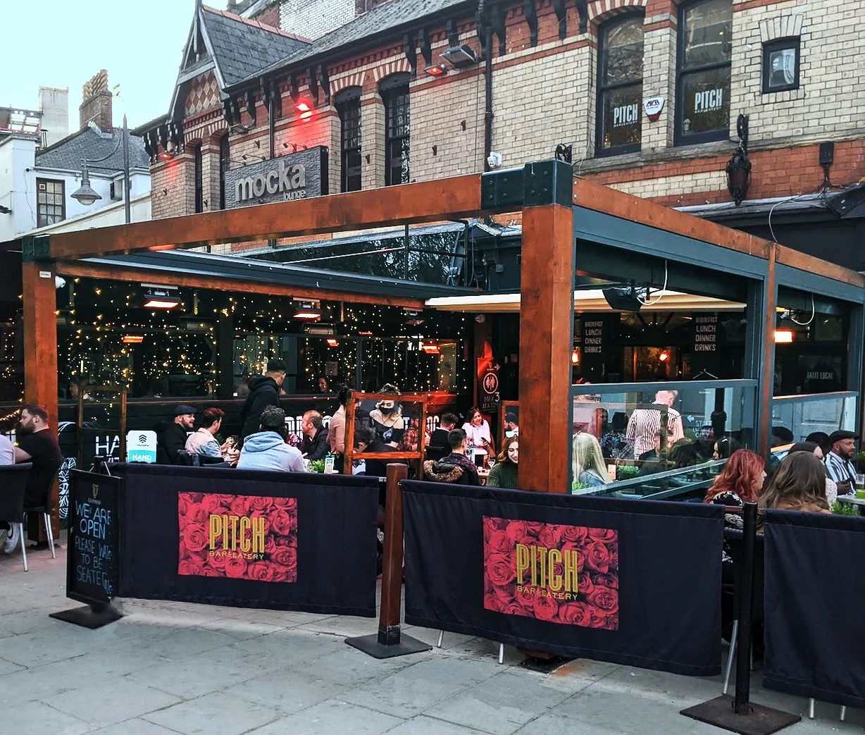 Ashelta Retractable Roof Commercial Pitch Cardiff Construction 7.jpg
