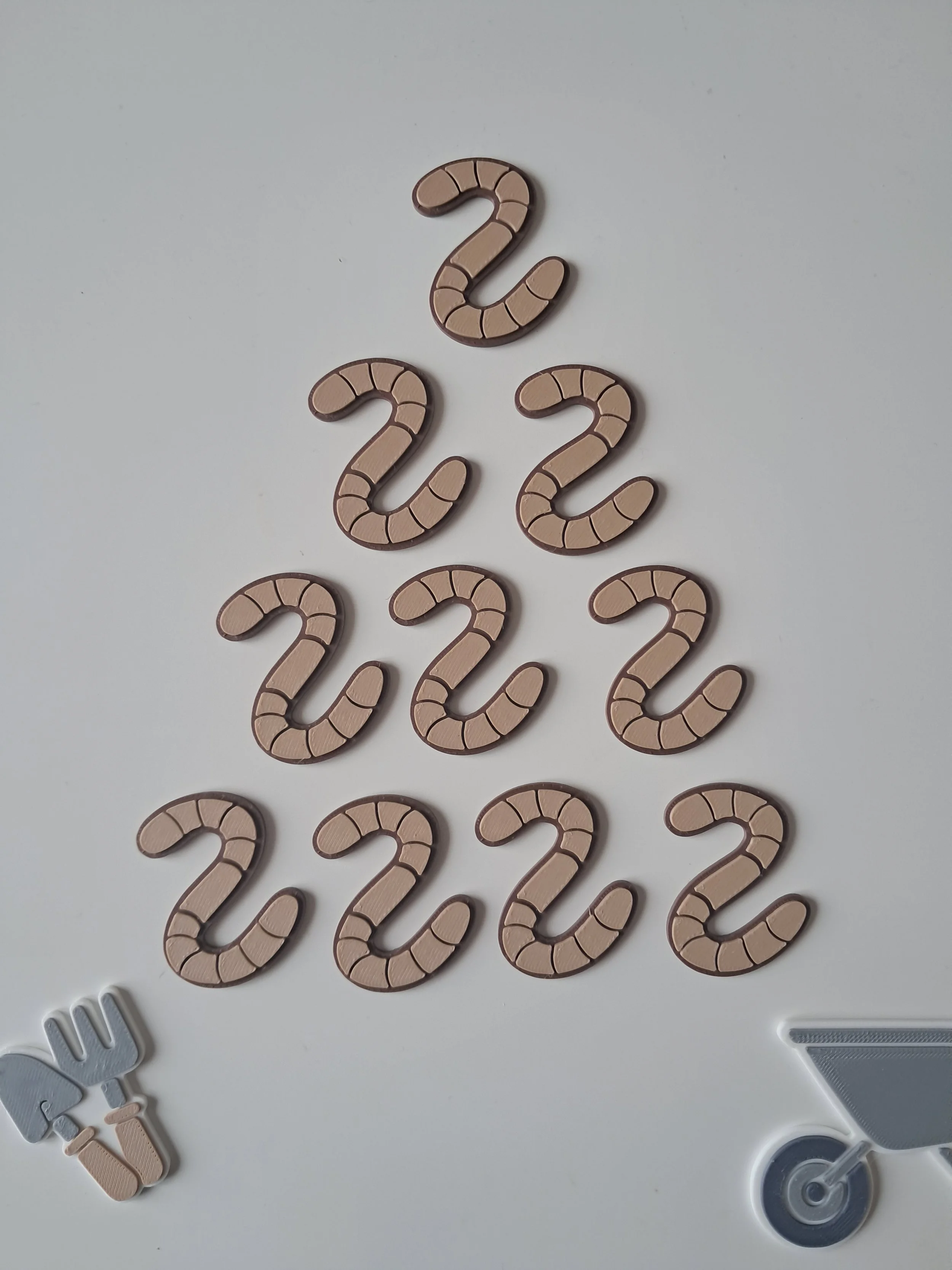 Lot de 10 petits vers de terre, tri, comptage, mini monde