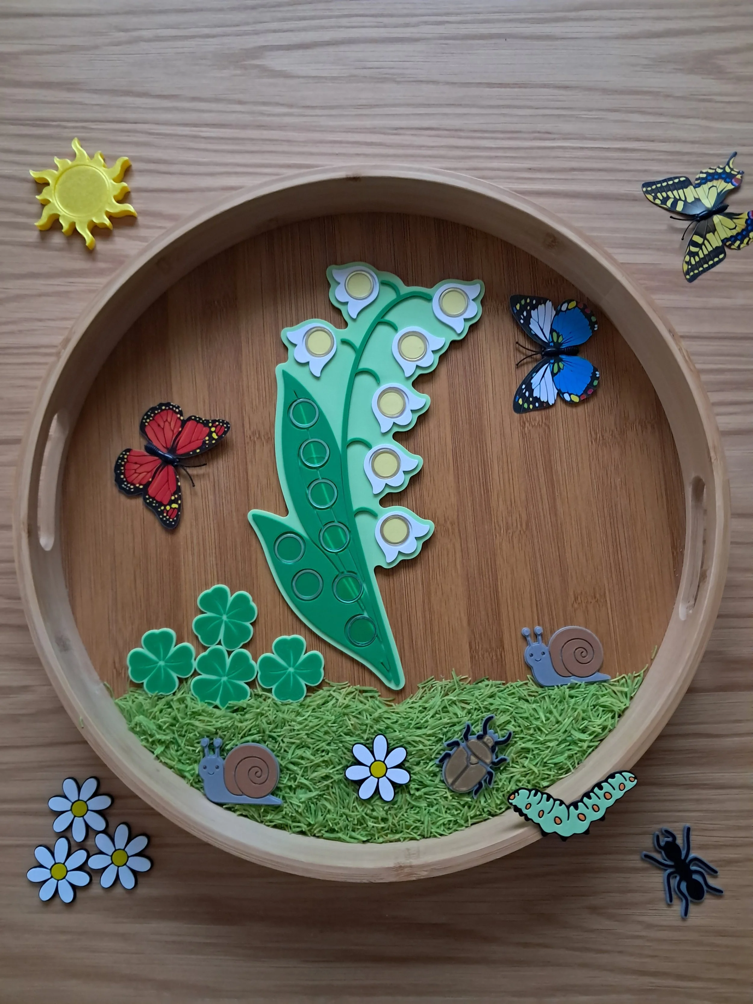 Plaque sensorielle Brin de muguet pour jetons magnétiques