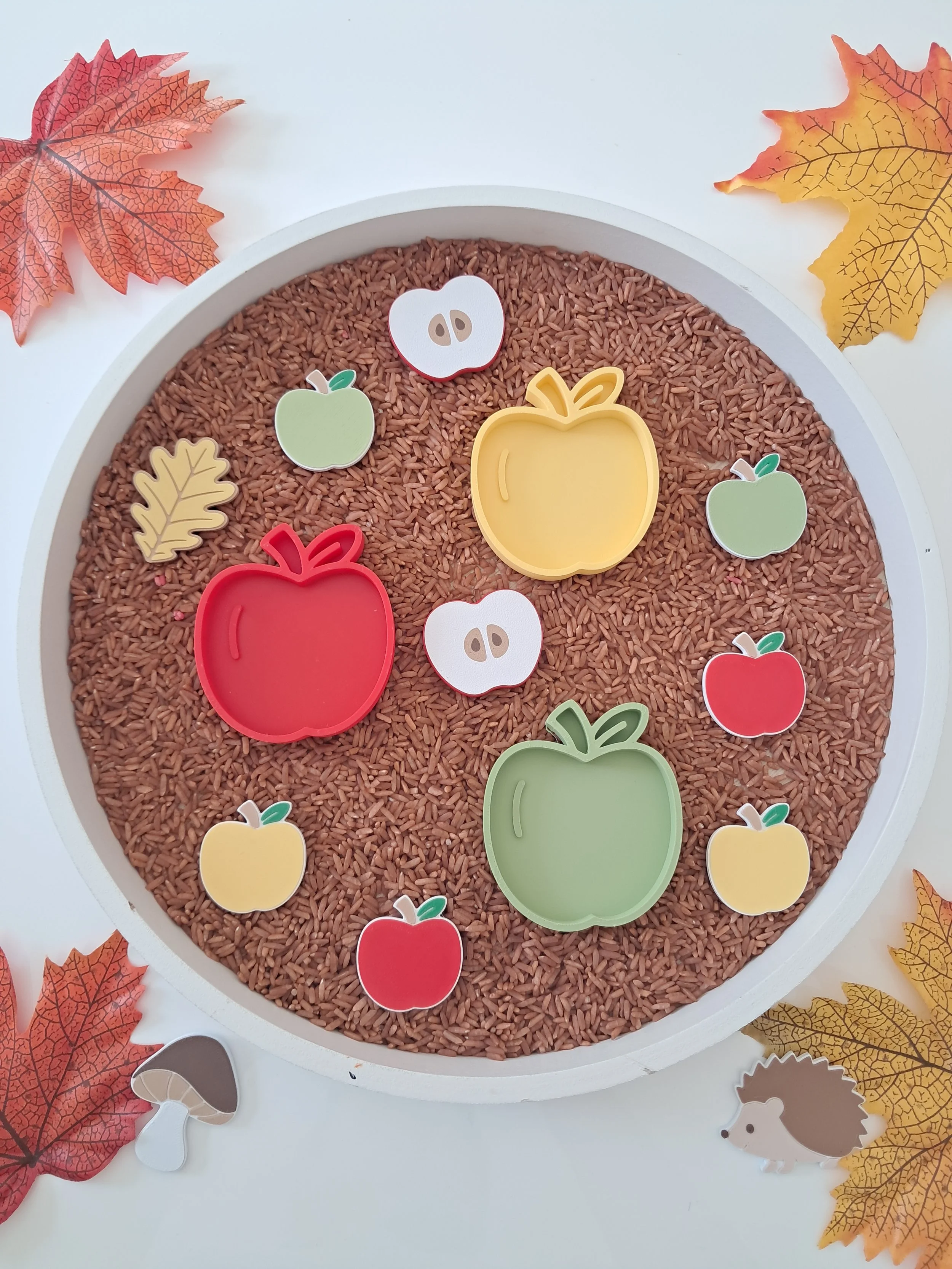 Lot de 3 petits plateaux sensoriels pommes de couleurs