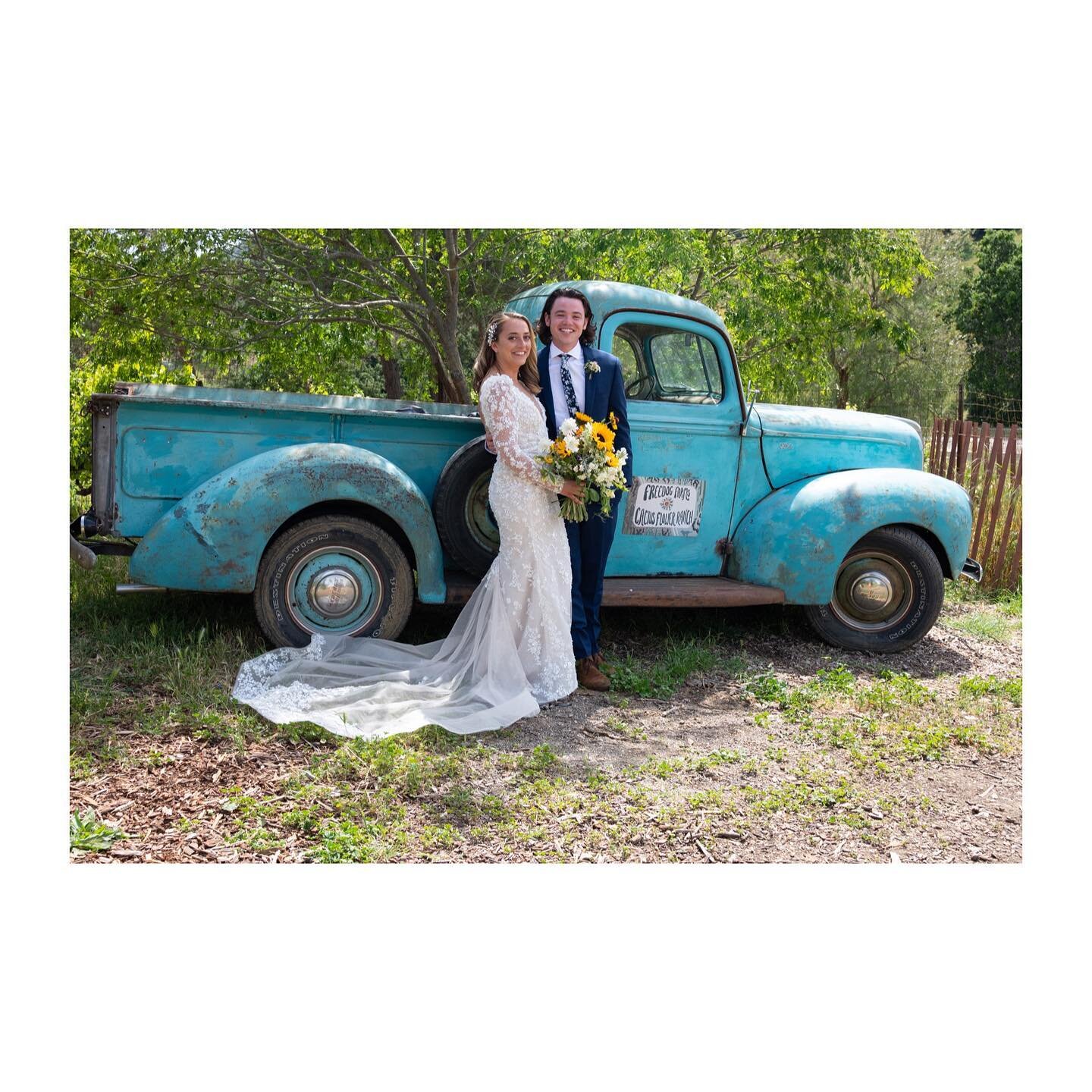 thanks @freedogfarmsatcactusflower for an amazing wedding venue and backdrop for Julia &amp; Sam&rsquo;s celebration
.
.
.
May 2023
Buellton, CA
.
#weddingday #freedogfarmsatcactusflowerranch #nikonz5 #cali #california