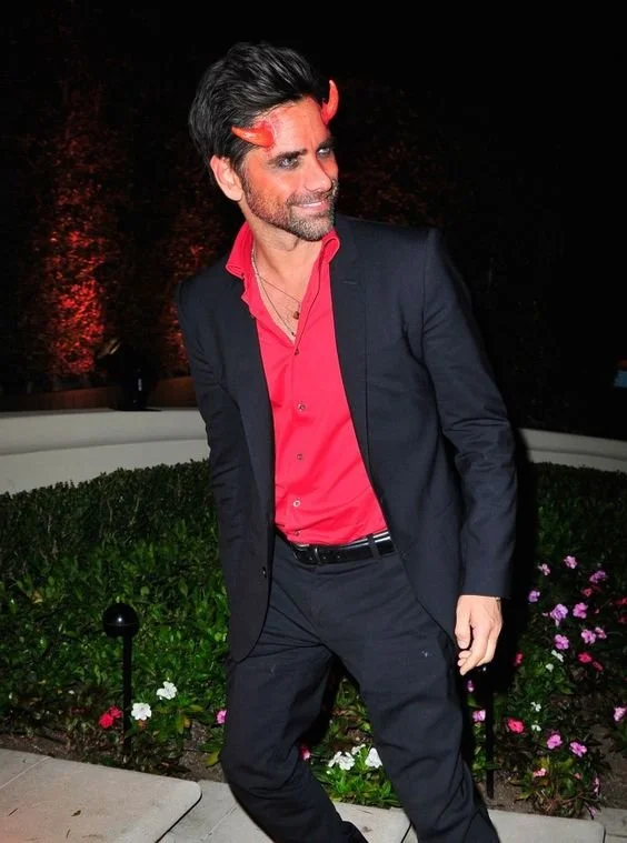 Best Ever Halloween Costumes For Men — Weeno Social | Party Planning ...