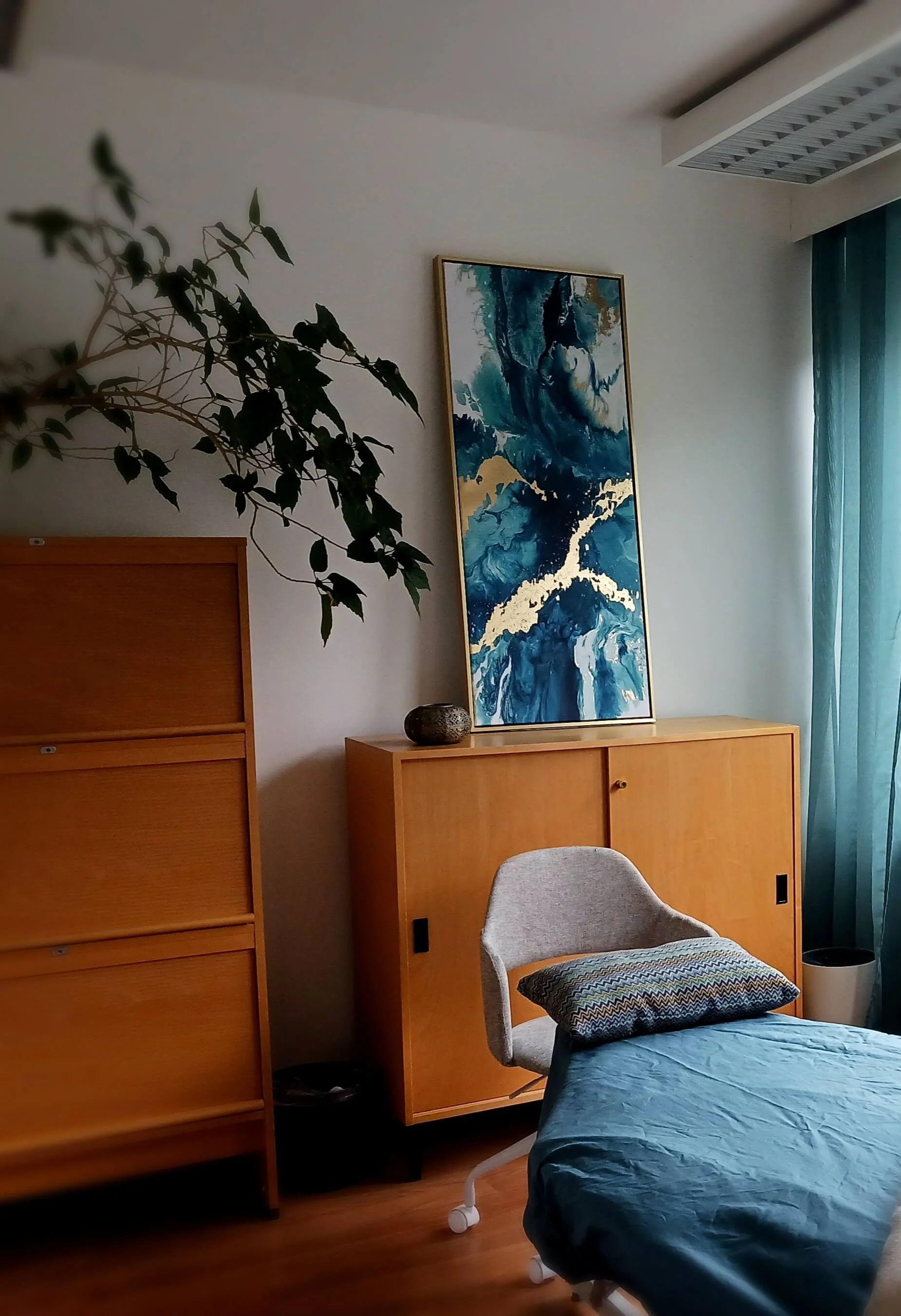 Tunnelmallinen ja kaunis hoito- ja valmennustila luo turvallisen ilmapiirin kohtaamiselle.