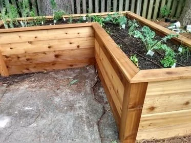 Cedar Patio Corner Garden
