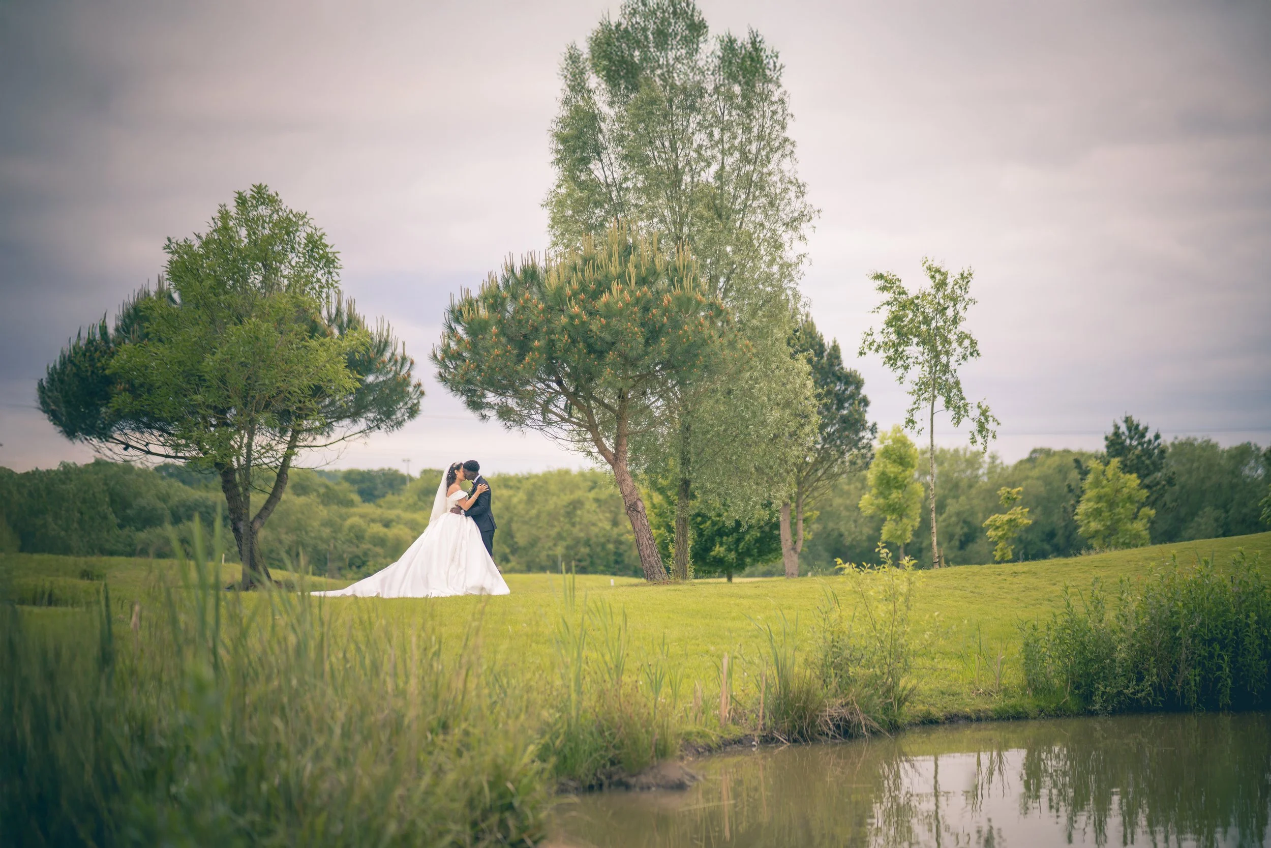 Natural wedding photography