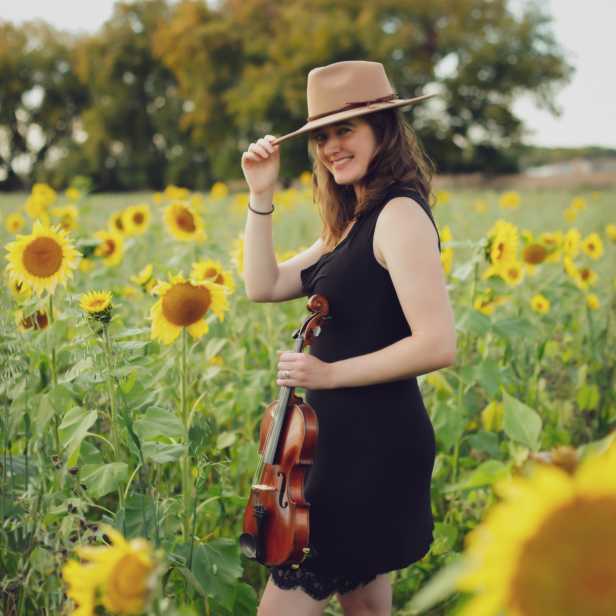 Irish Fiddle Teacher — Hannah Harris Ceol