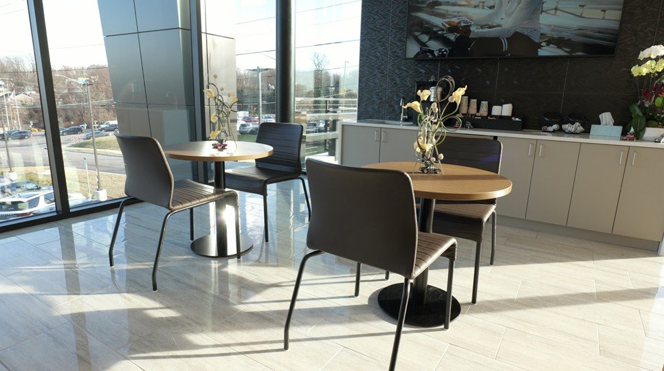 Select Auto Imports - Pic #3.jpg