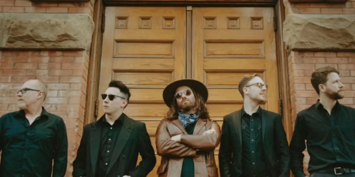 John Hewitt & The New Americans