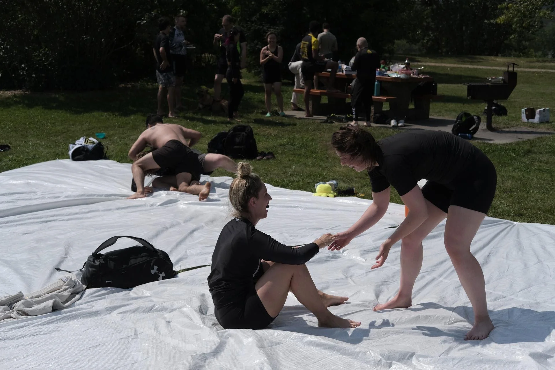 Rolls & Sparring in the Park with Bairro 