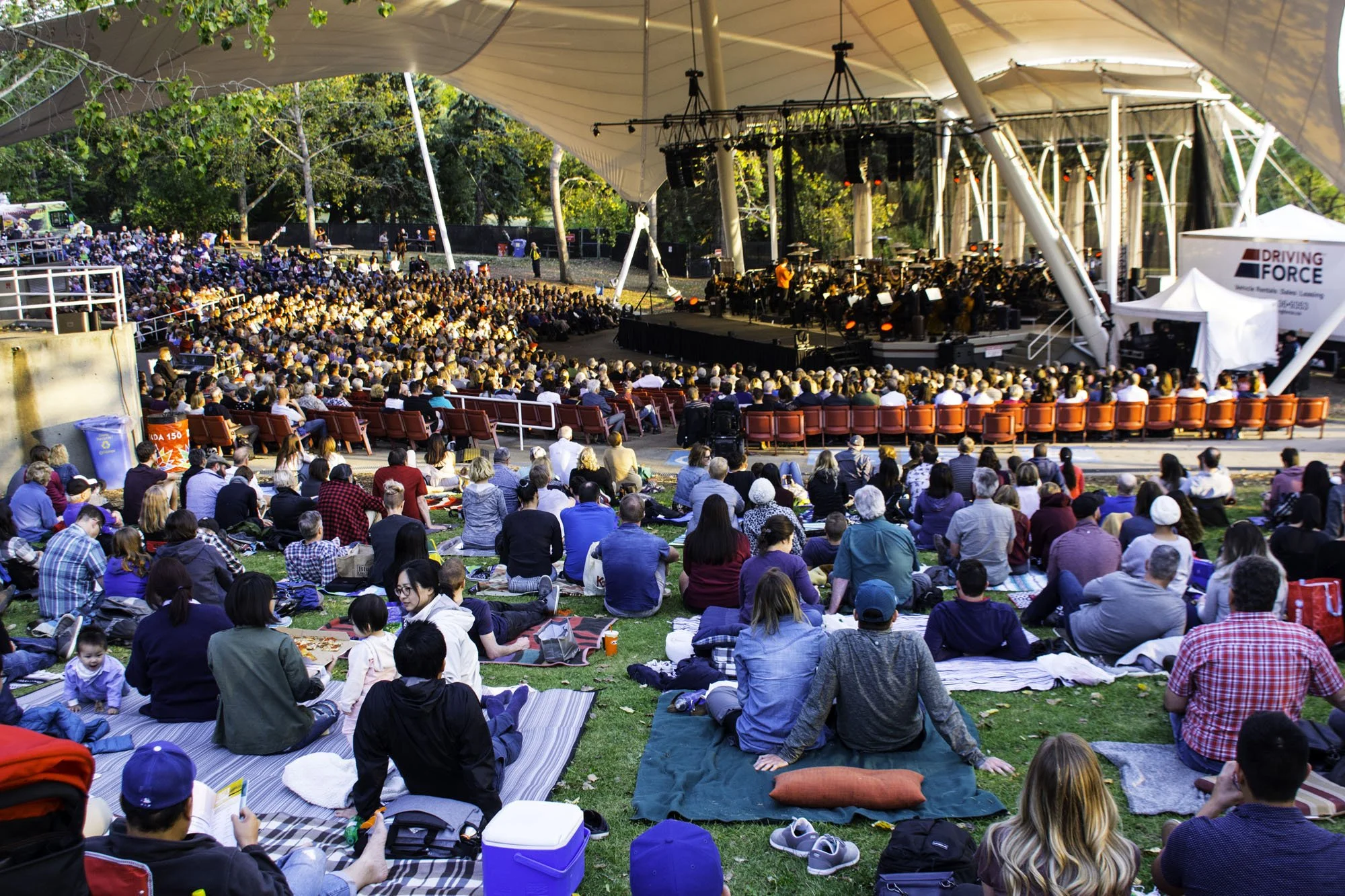 Symphony Under the Sky: Hollywood at Hawrelak