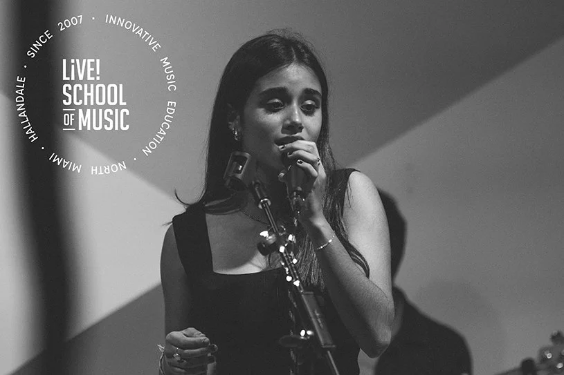 Mati Singer LIVE Music IMG_1258 copy.jpg