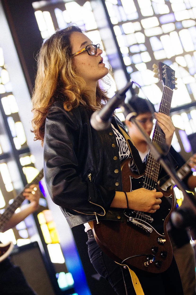 YOUNGARTS SHOW GUITAR.jpg