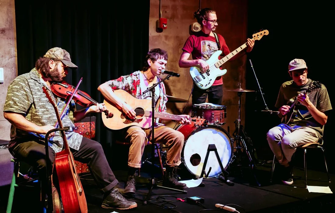 Friday Night Live Music - Featherpocket Duo