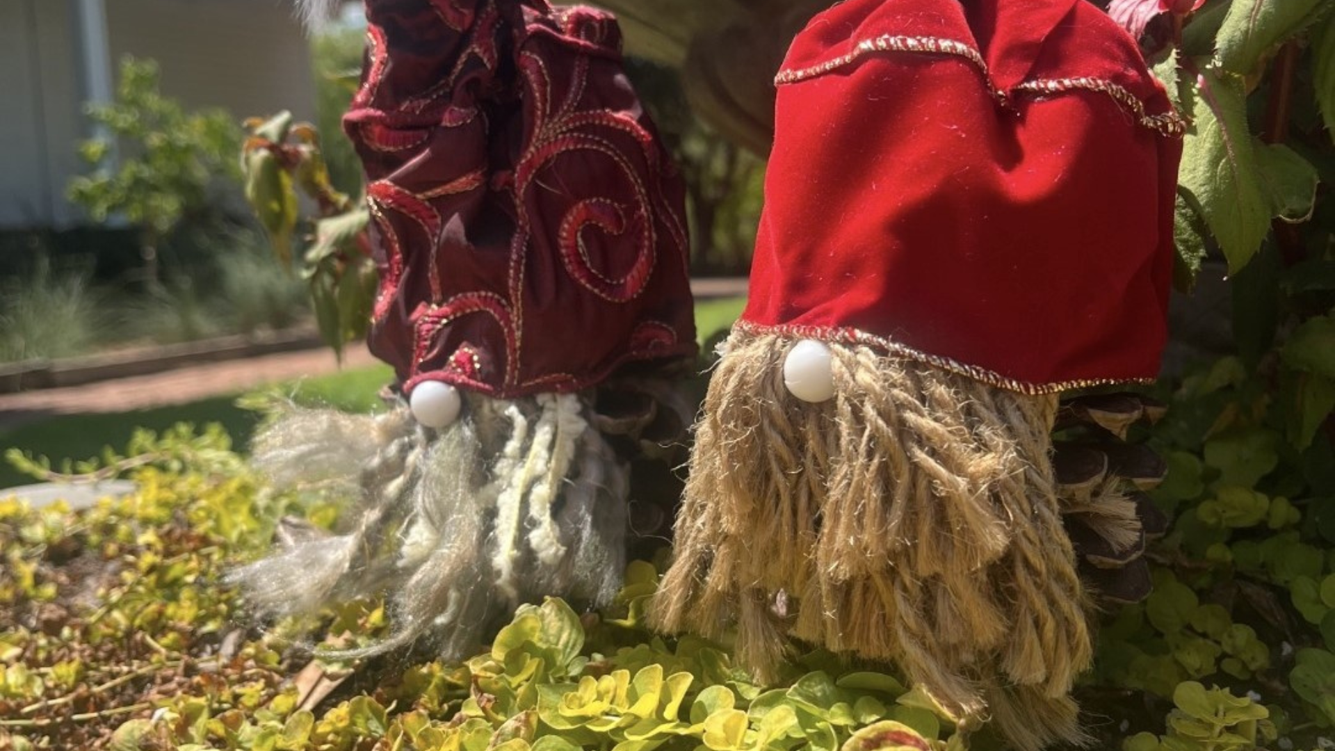 Crafternoon - Fall Pinecone Gnomes