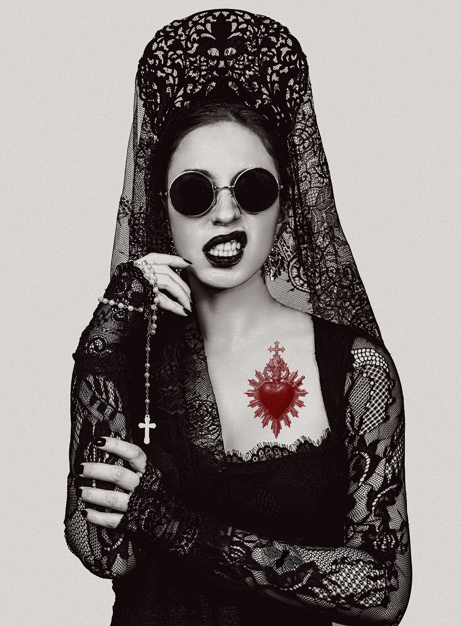 santa-rebeldia-lidia-vives.jpg