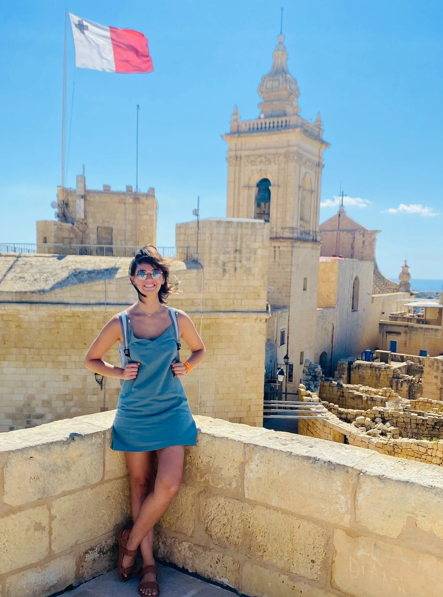 Travel doesn&rsquo;t just show you the world &mdash; sometimes, it shows you yourself.

In tomorrow&rsquo;s episode, we sit down with @lightning.lauren , A traveler who has explored 44 countries and done just as much work internally. From navigating 