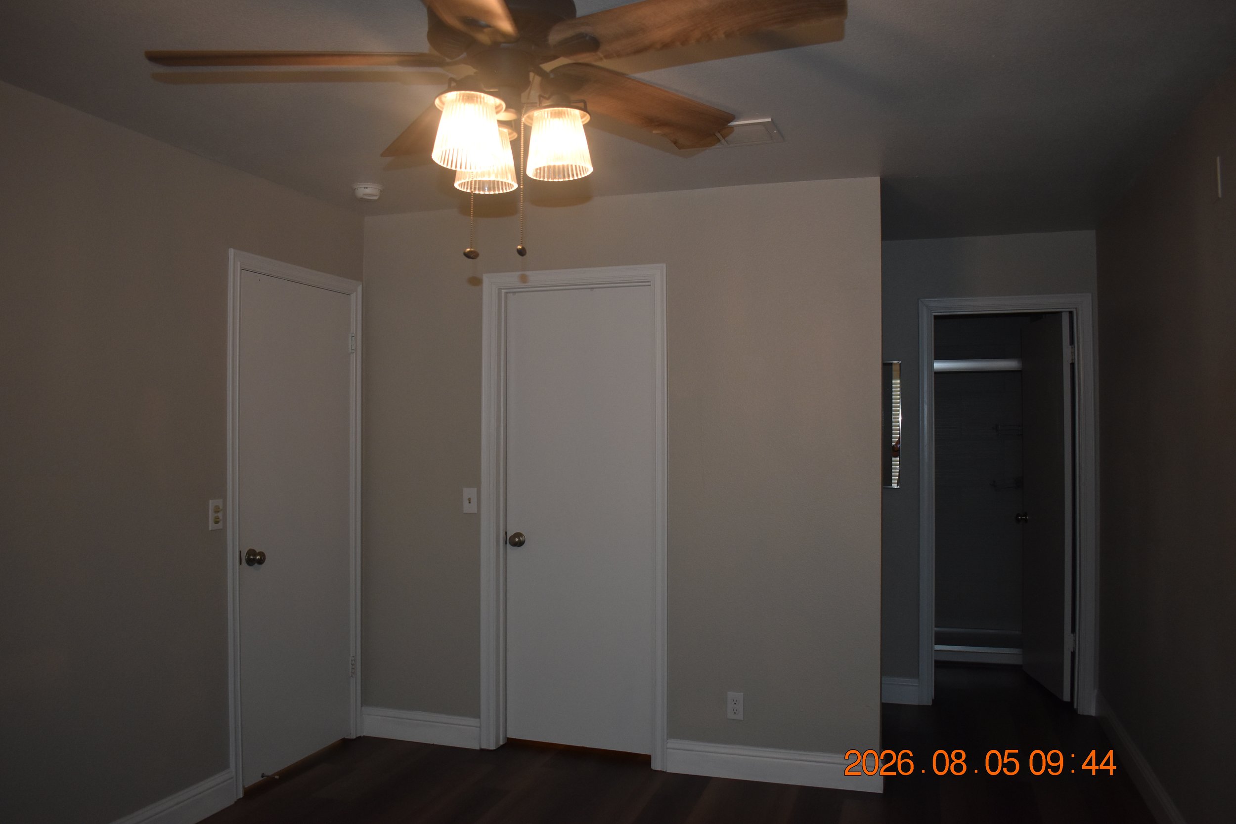 15. Master bedroom 2.JPG