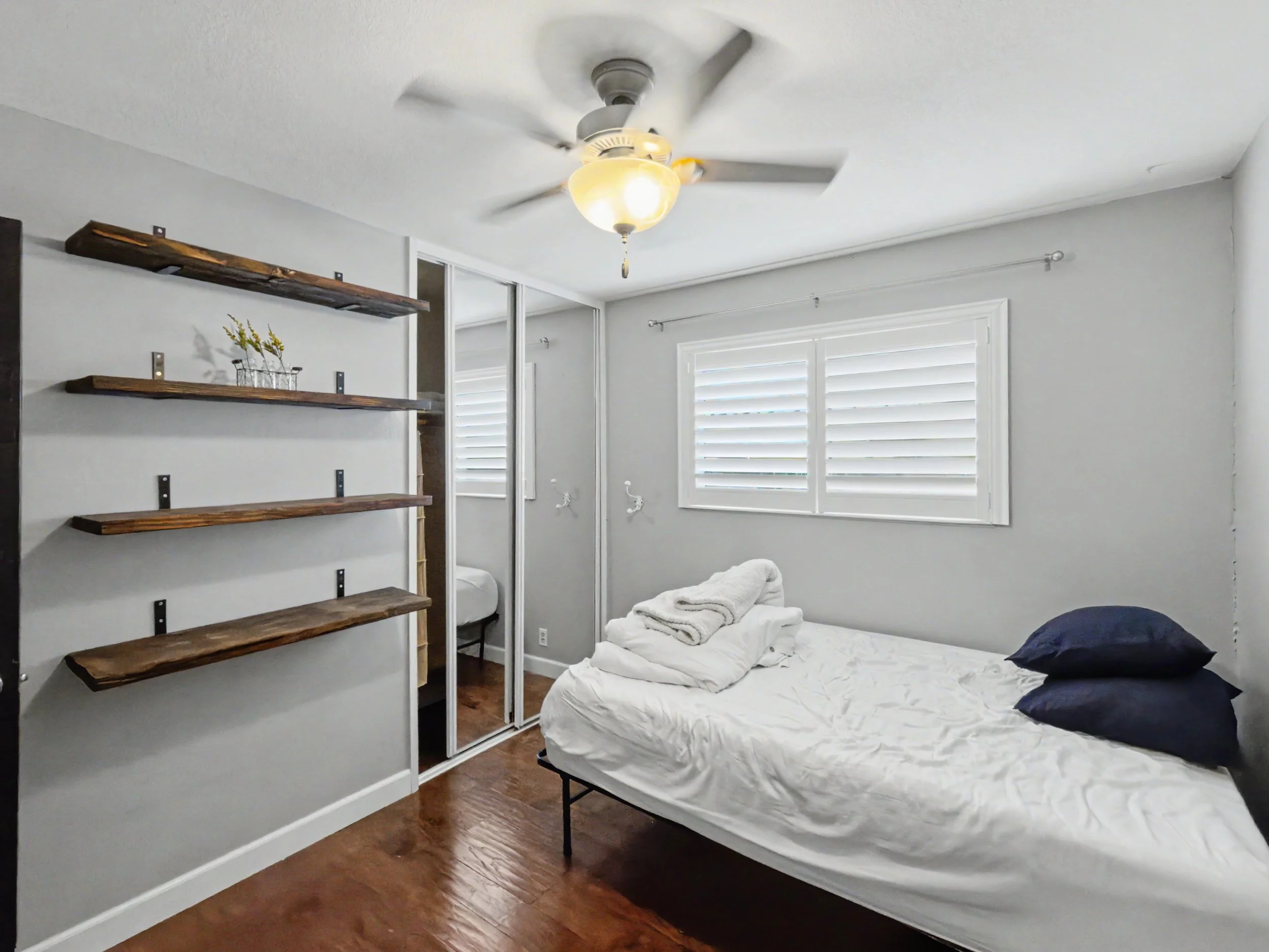 12. Bedroom 3.jpg