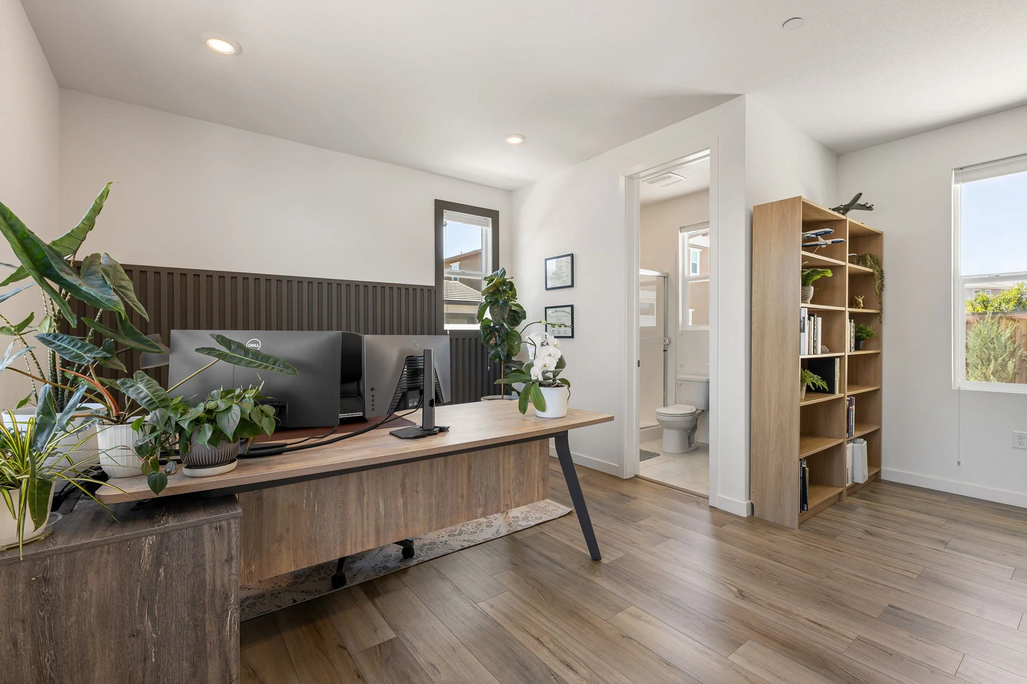11-web-or-mls-2471-Lake-Club-Dr-CCF-11.jpg