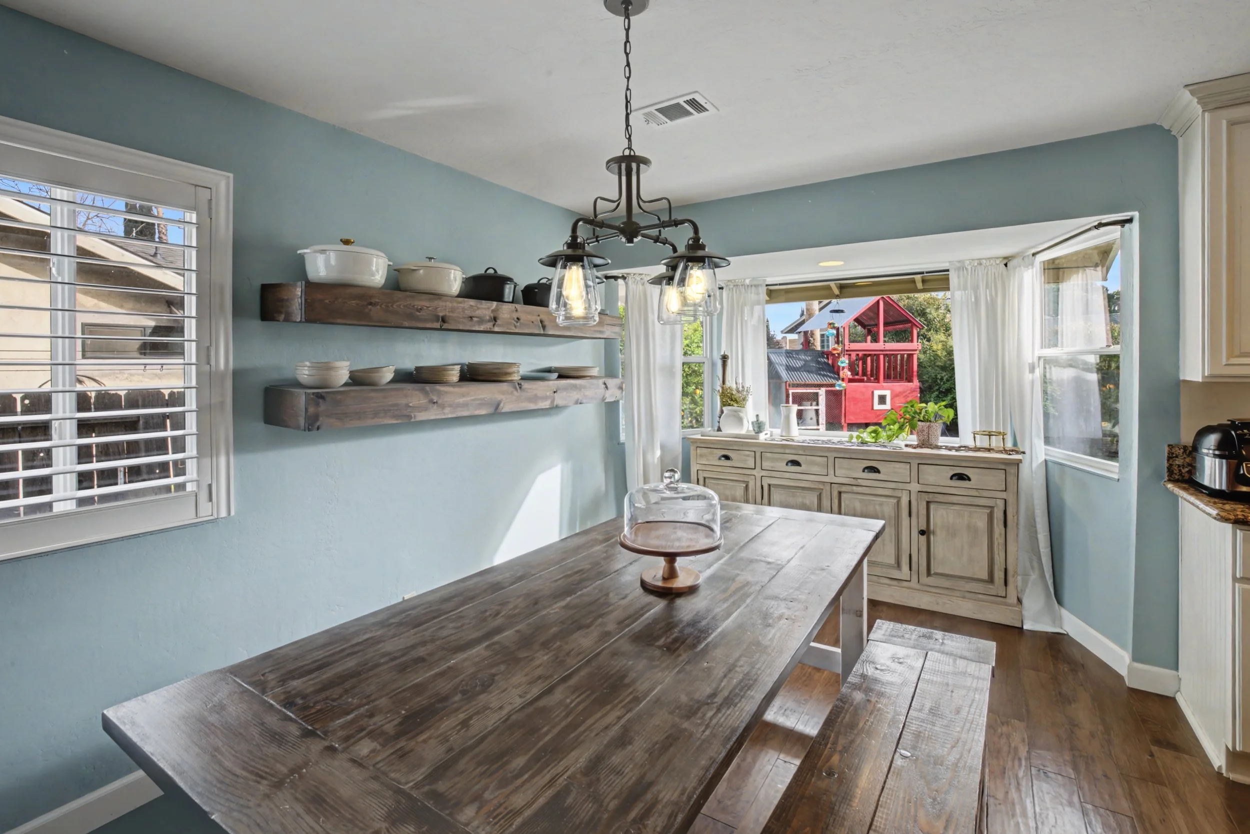 4. Dinning Room.jpg