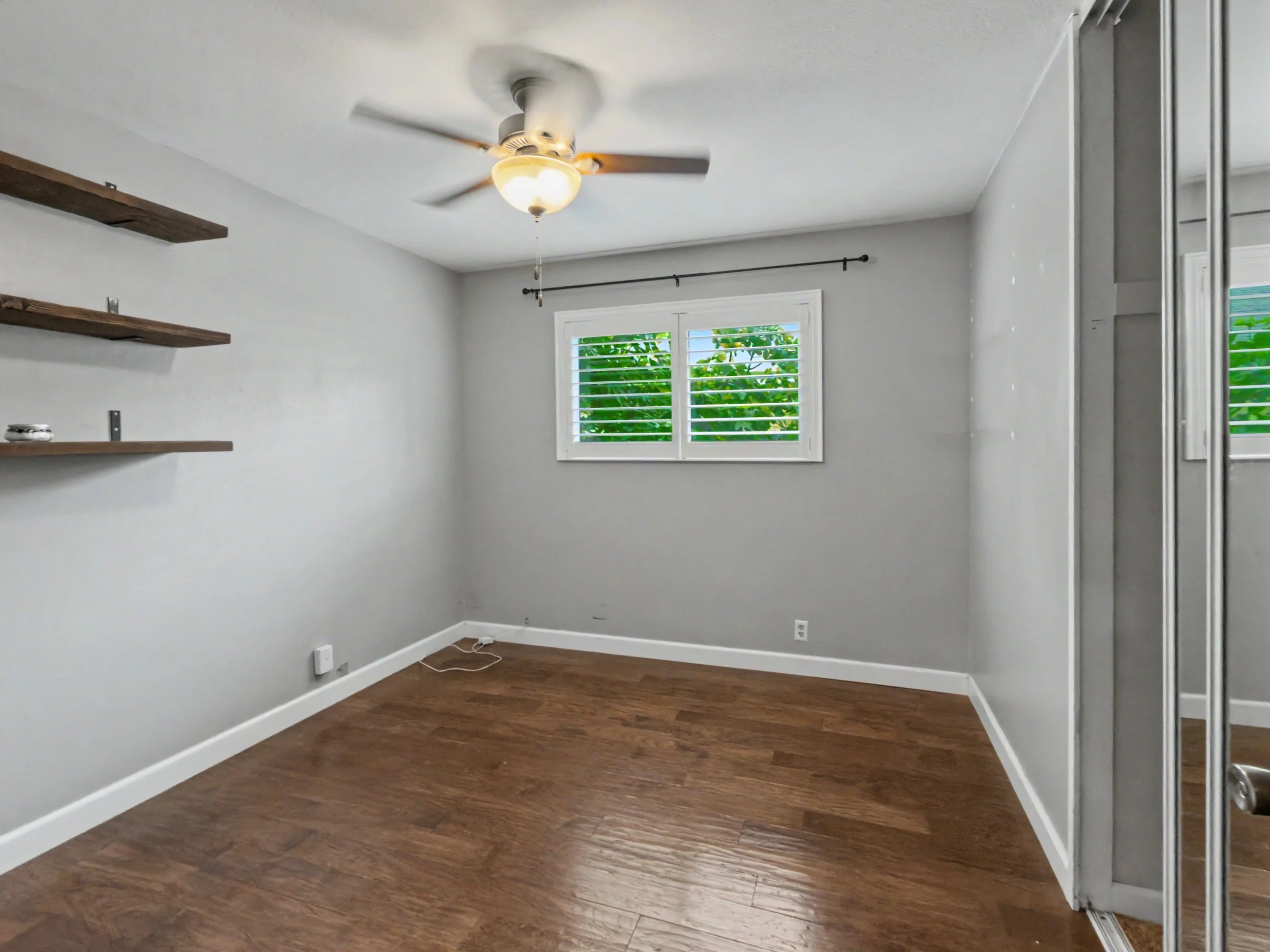 13. Bedroom 1.jpg