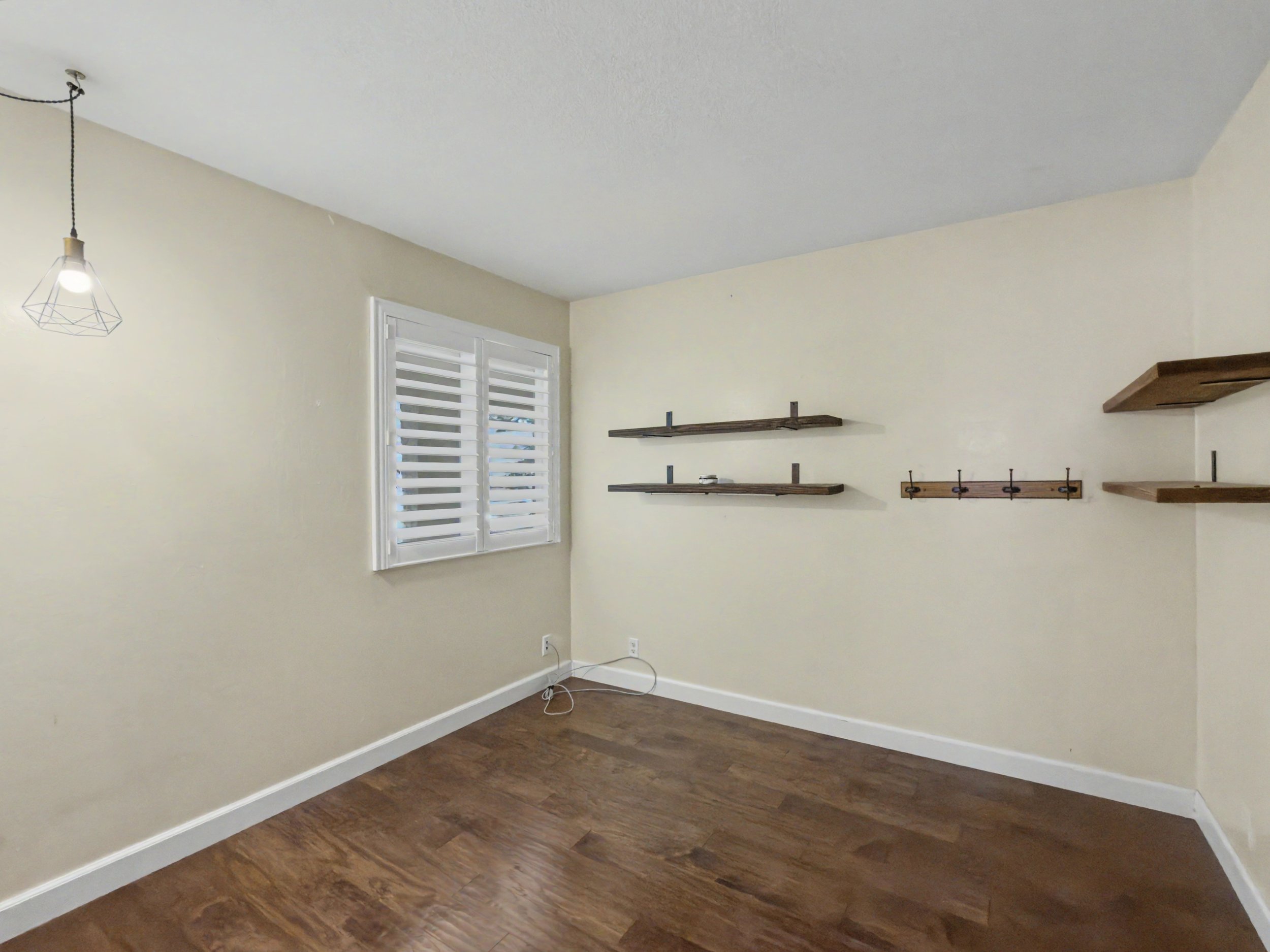 11. Bedroom 2.jpg