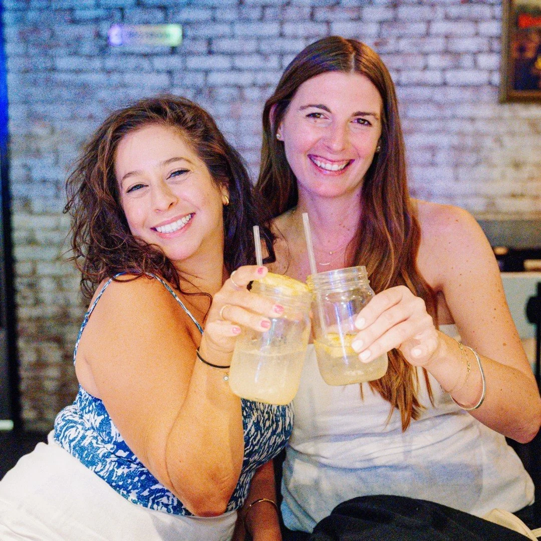 Sunday looks better with a margarita in hand.

 #fooodddiieeee #dirty #guac #longislandeats #longislandny #mixeddrinks #tequila #goodeats #cocktails #dirtytaco