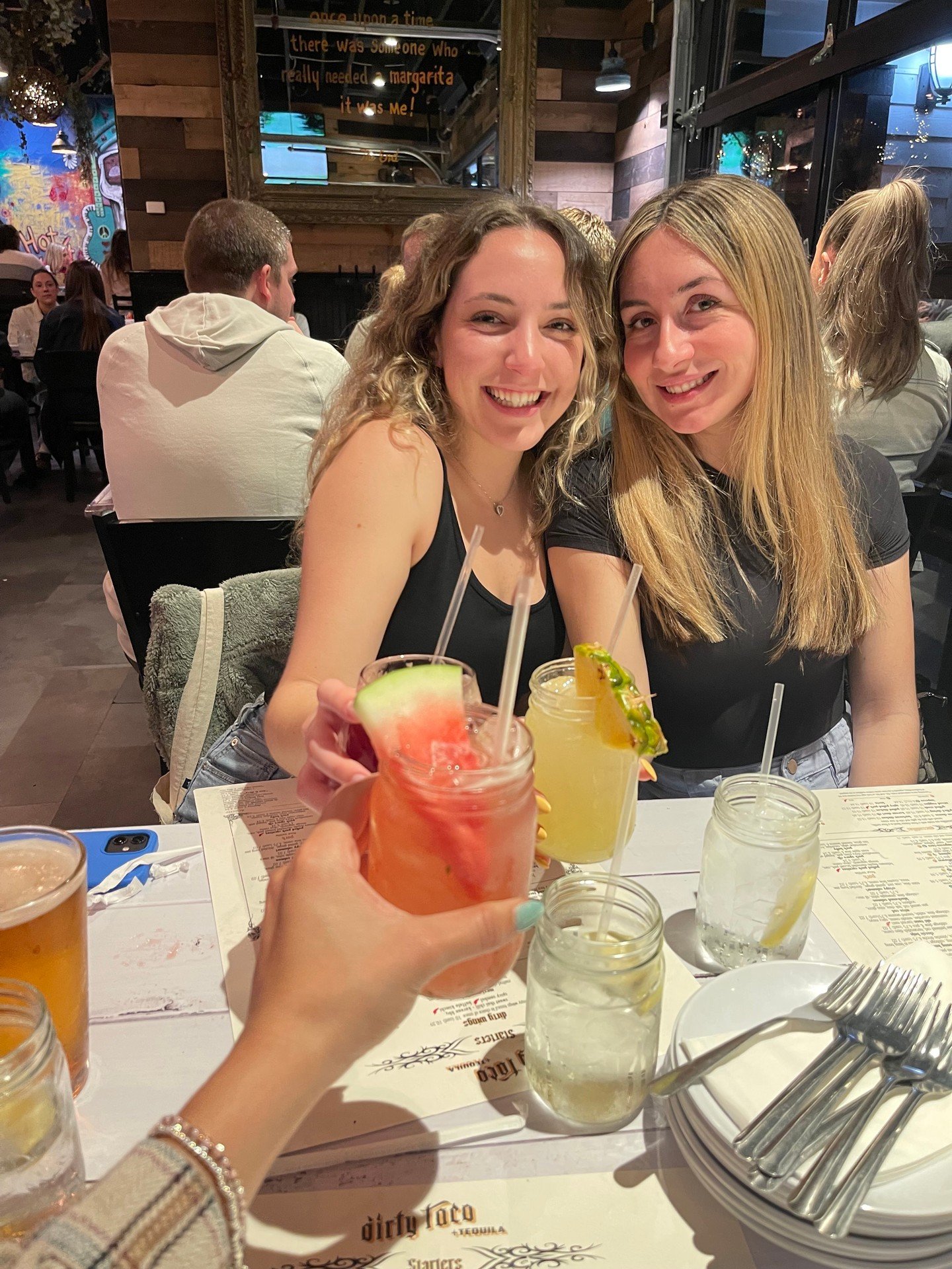 You don&rsquo;t just &ldquo;grab a drink&rdquo; here&hellip; you commit to the night 🥂😈

It's the weekend and it's time to get dirty. 

Tacos &amp; tequila isn&rsquo;t a choice&hellip; it&rsquo;s the personality 🌮🍹

#GetDirty #DirtyTaco #TequilaT
