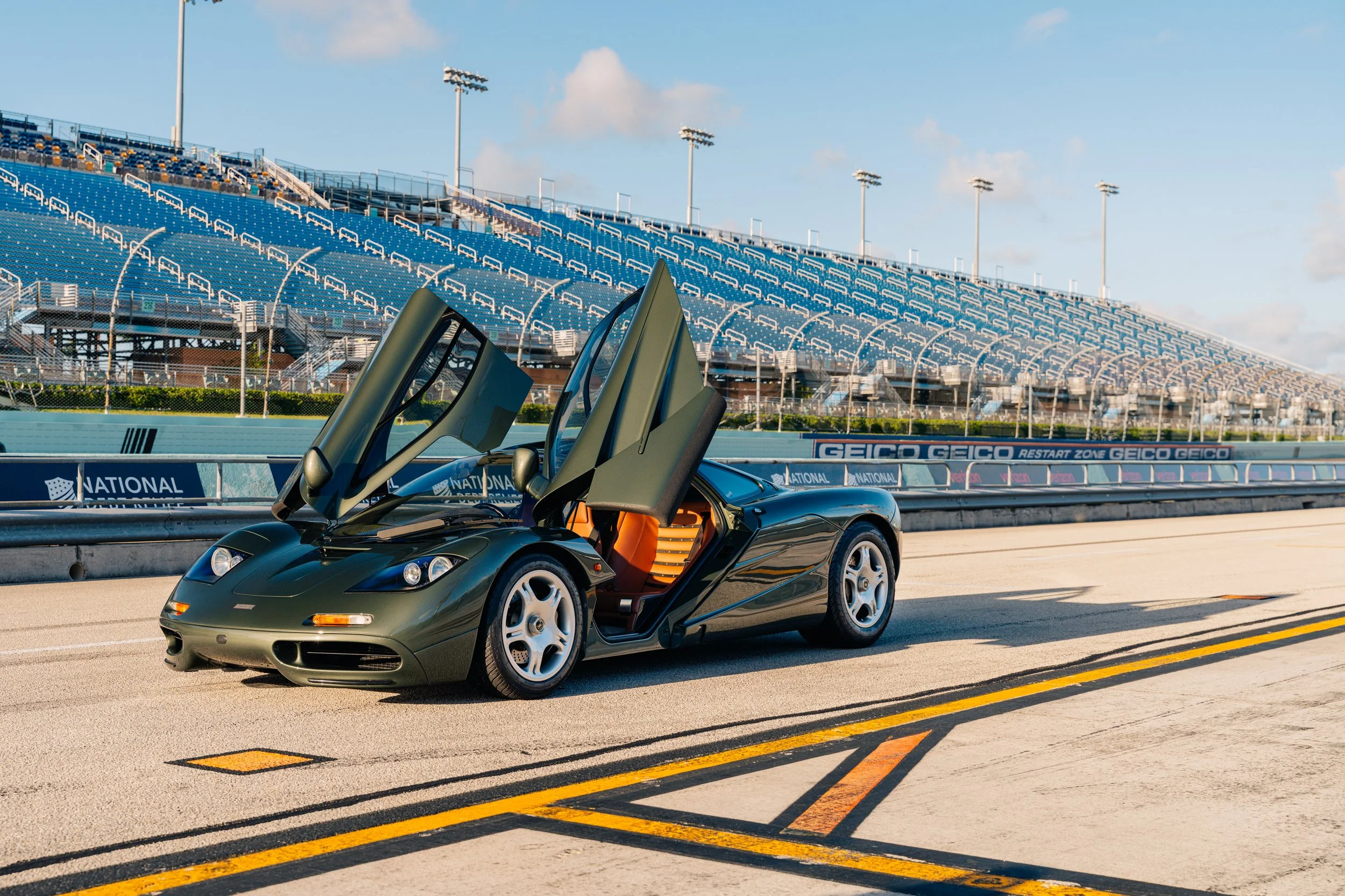 Revinstitute McLaren F1