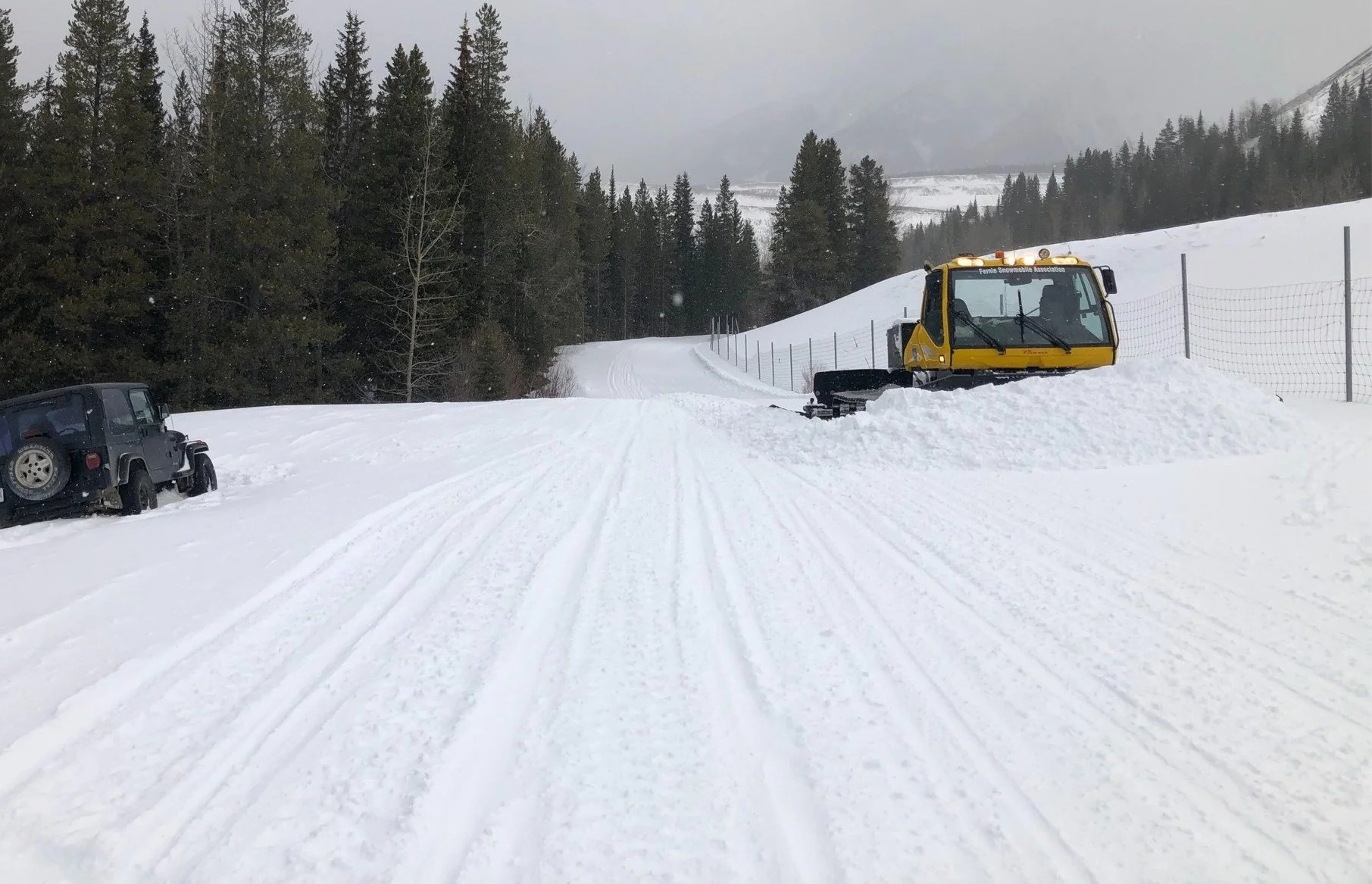 Respect WHERE YOU RIDE Winter Regulations for Wheeled Vehicles on BC Snowmobile Trails