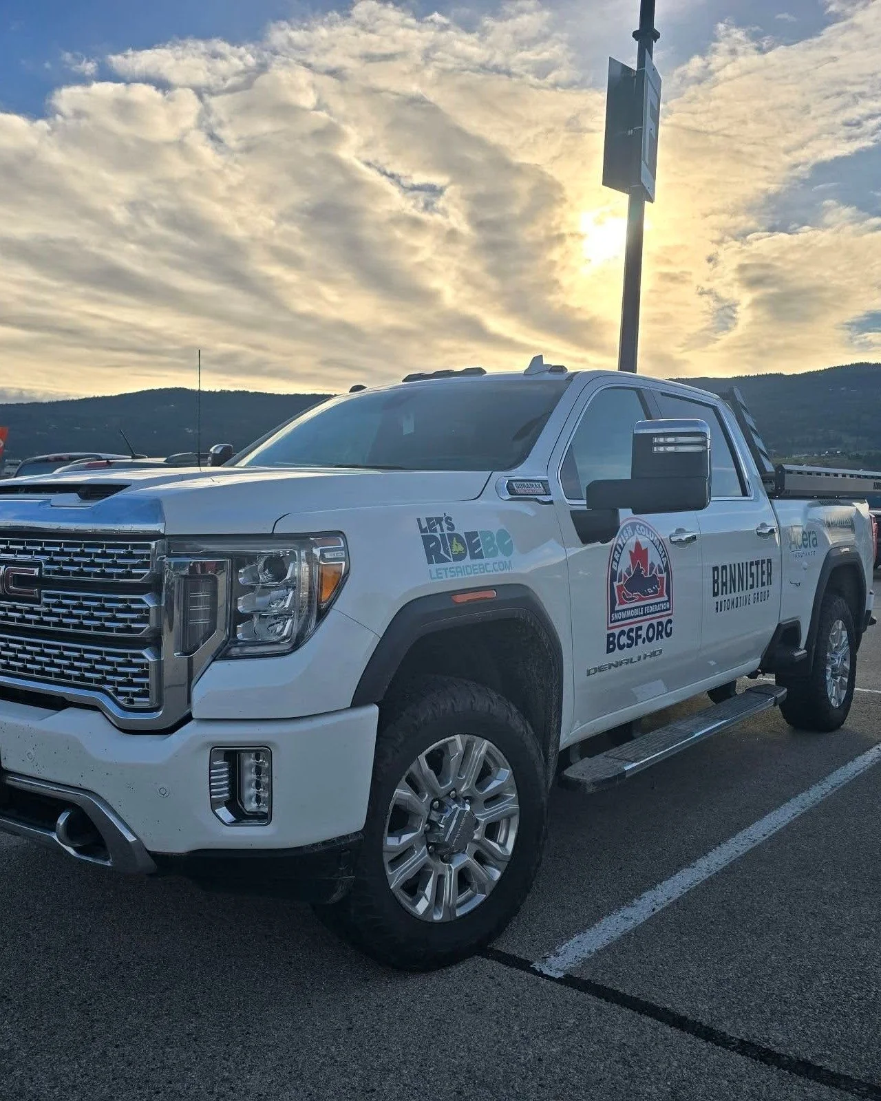 🧭 Nebraska might seem like a long way from a BC snowmobile staging area! 

But this week, the BC Snowmobile Federation is at the International Snowmobile Congress in Omaha &mdash; where snowmobile leaders, manufacturers, tourism partners, clubs, lan