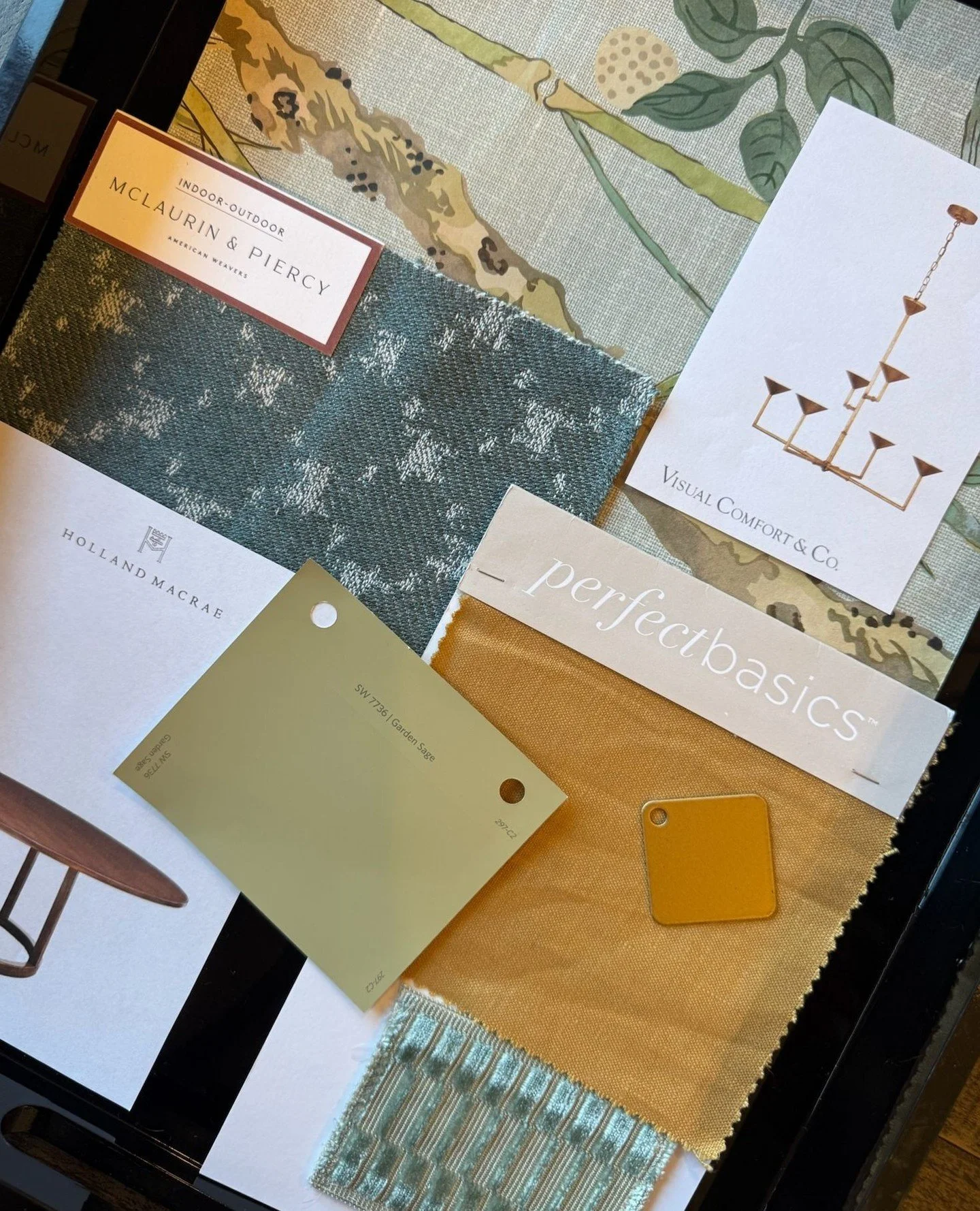 A room that invites you to sit a little longer&mdash;whether it&rsquo;s a weeknight dinner or a table full of guests.⁠
⁠
Anchored by a Holland MacRae table, the dining room we're working on for our Morningside project feels warm, approachable, and qu