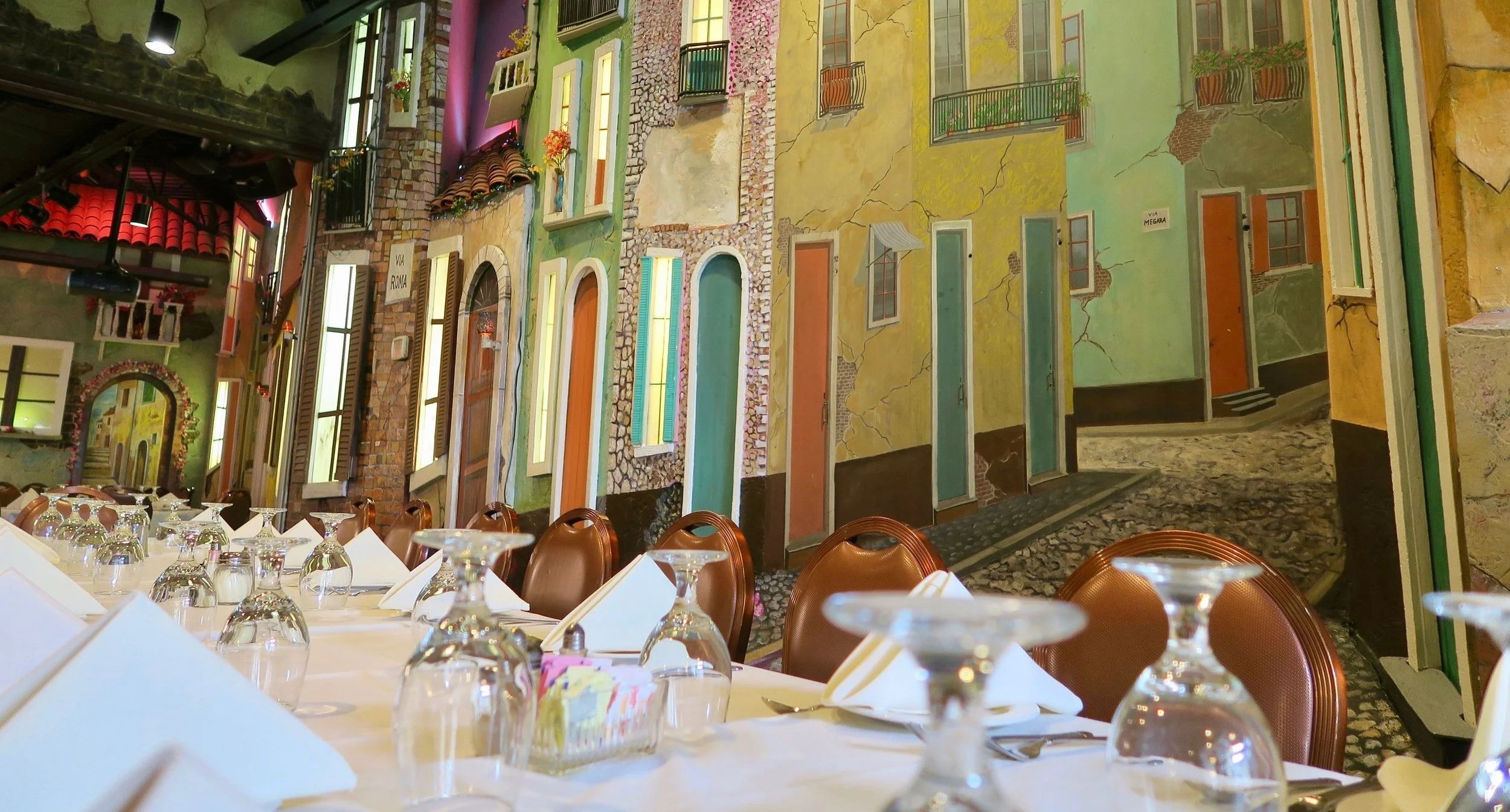 Lucianos Restaurant