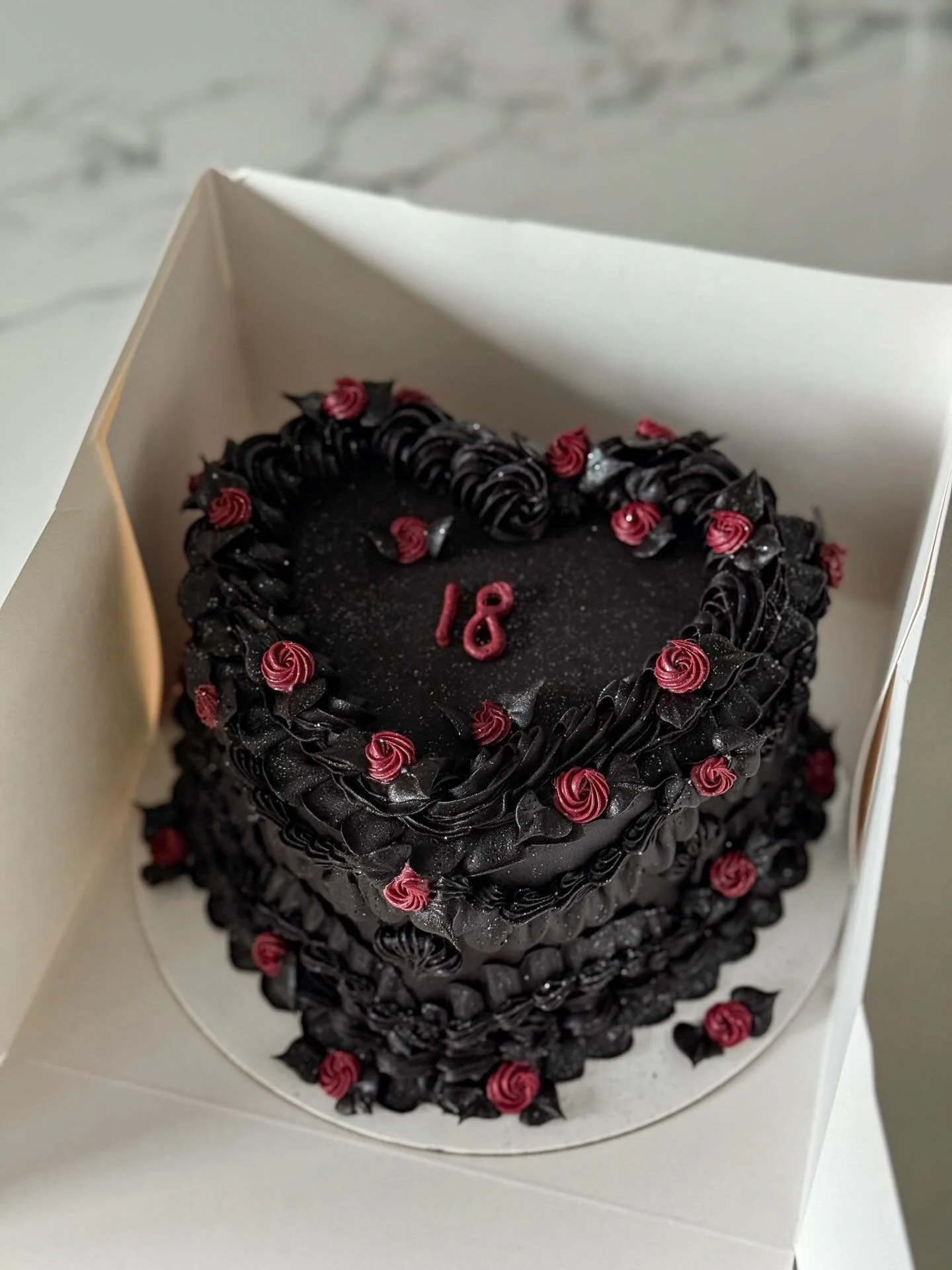 monochromatic with a burgundy touch 🖤

heart cake / birthday girl / birthday cake / luxury cake / cake inspo / 18 / black cake / buttercream cake / cake baker / sacramento / rancho cordova / folsom / custom cake
