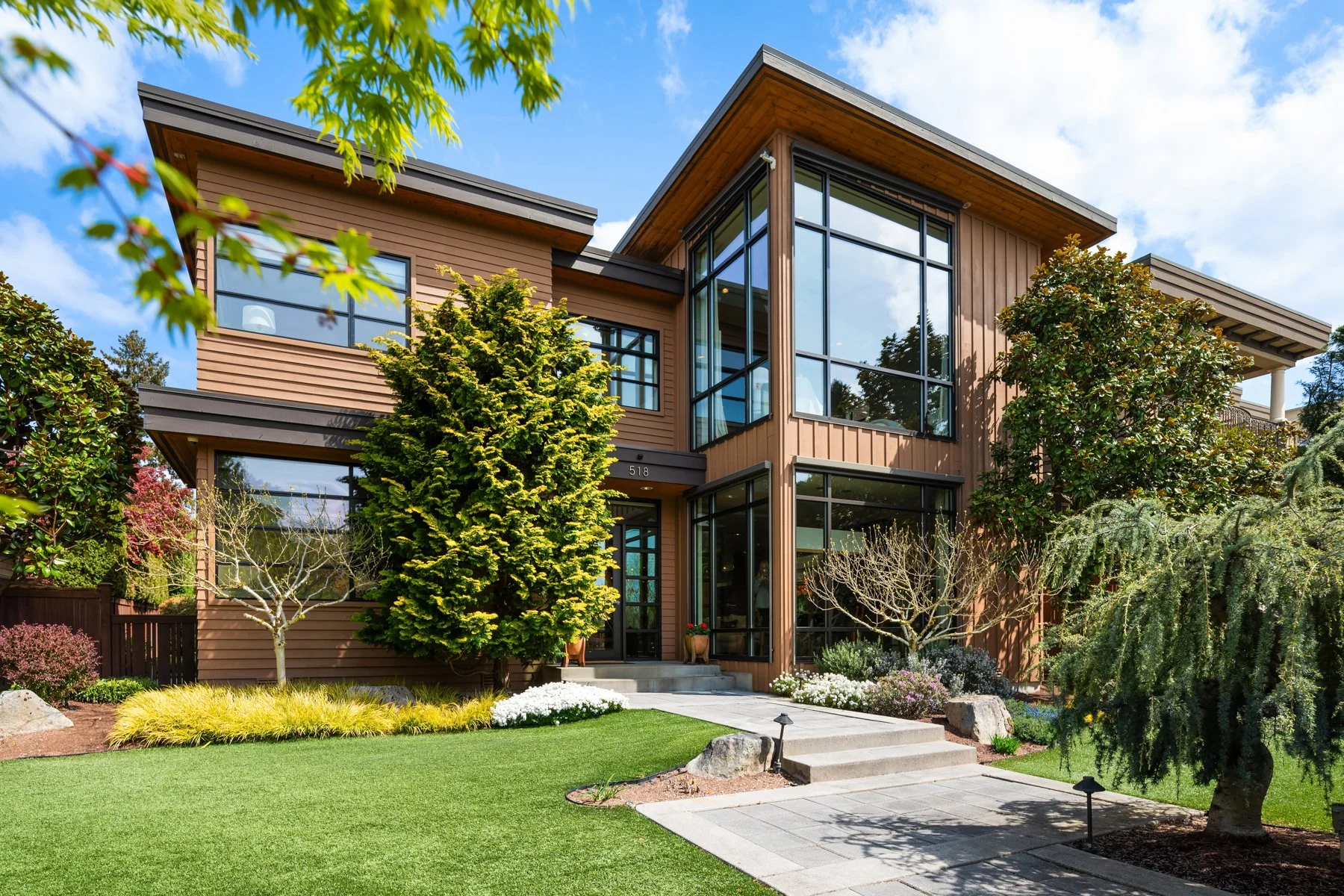 KIRKLAND WEST OF MARKET · $3,495,000
