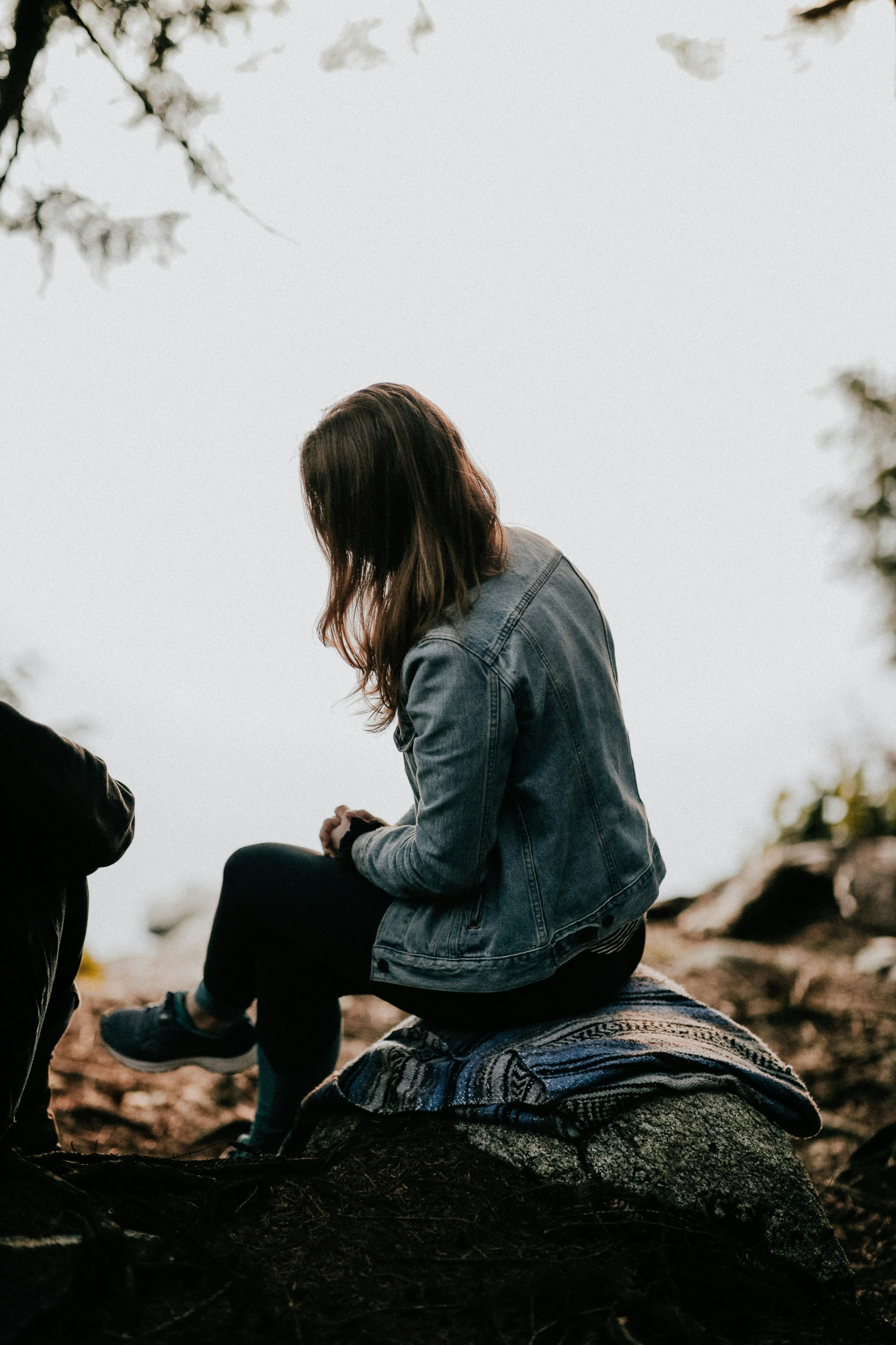 Feeling Overwhelmed by Divorce? Here's Why Pausing Can Change Everything