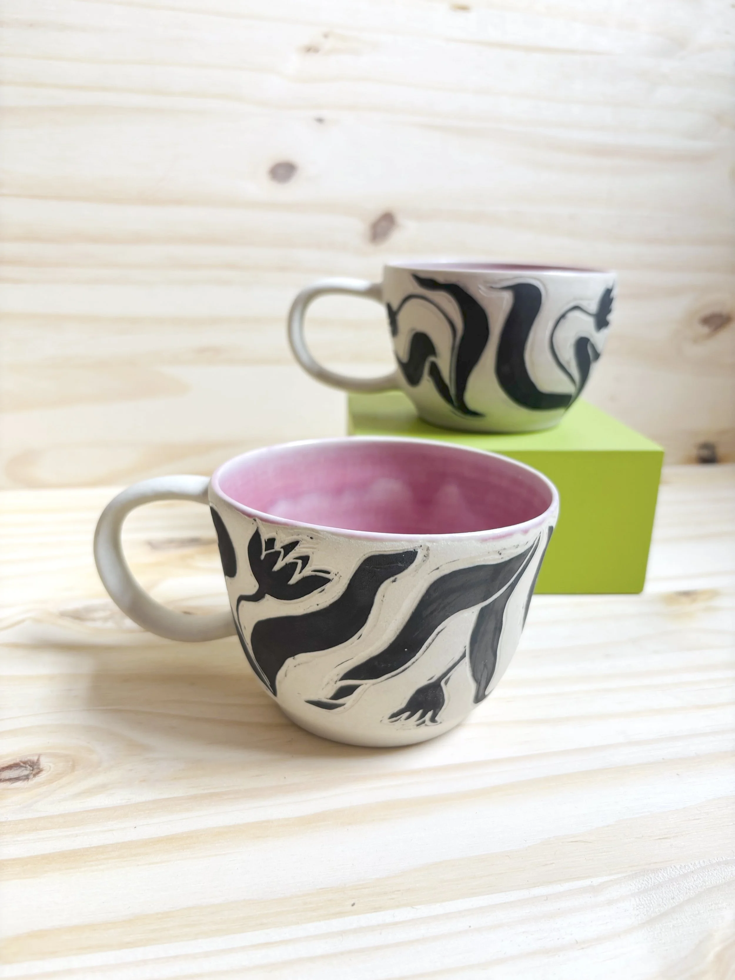 Tulip mugs.jpg