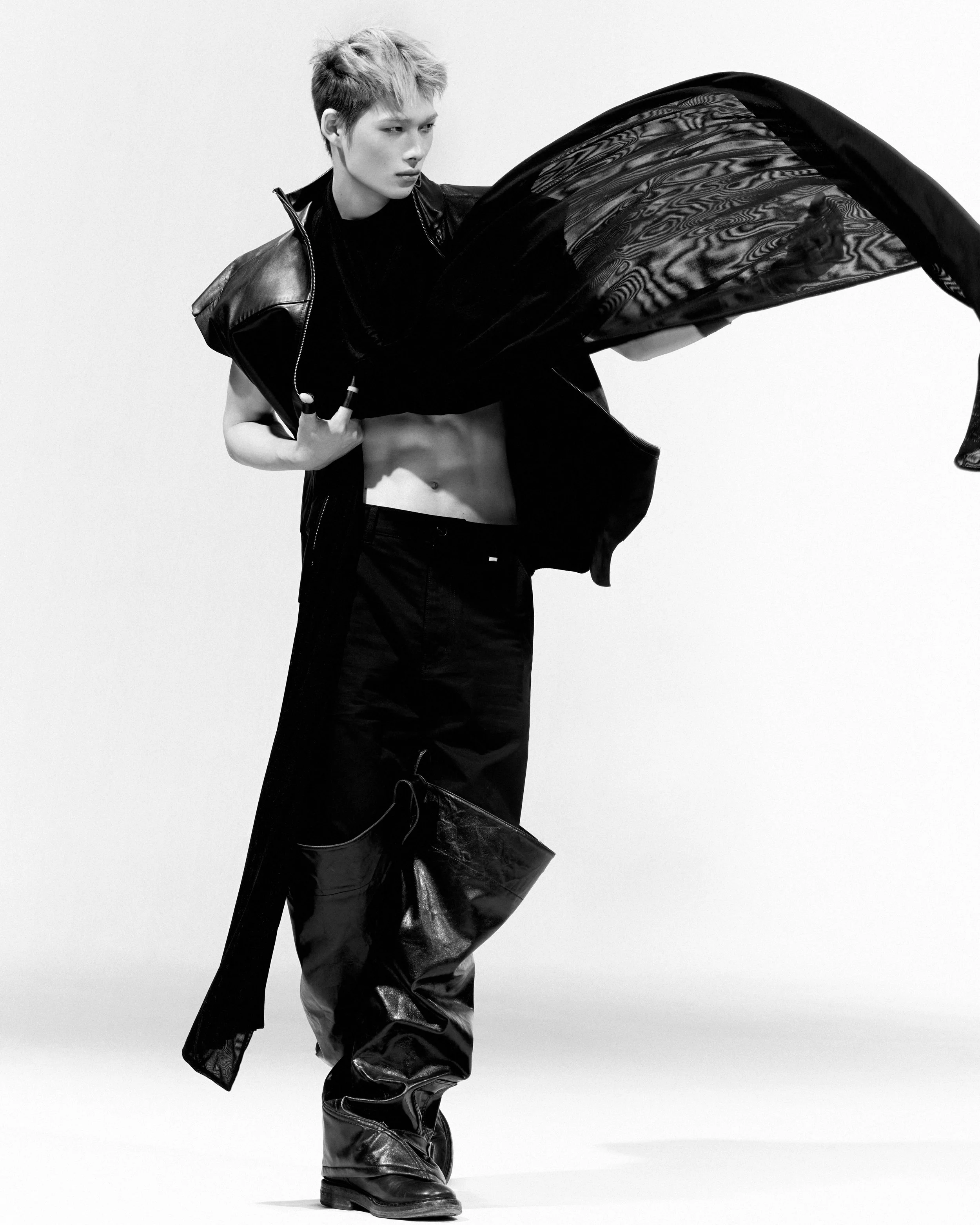 ni-ki abs in enhypen the sin: bliss