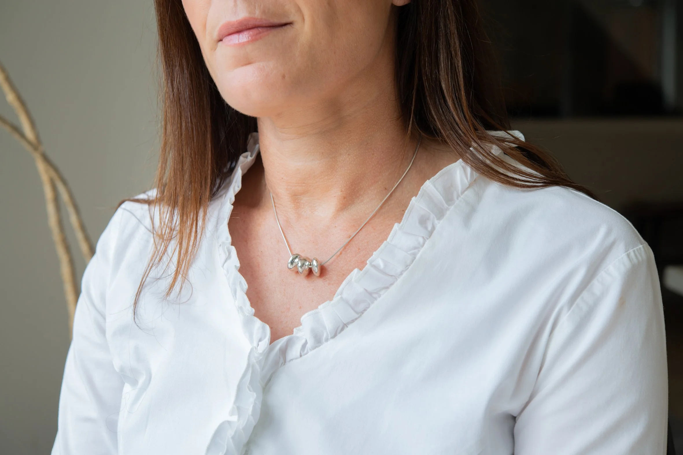 Elda Pebble 'Trio' Necklace