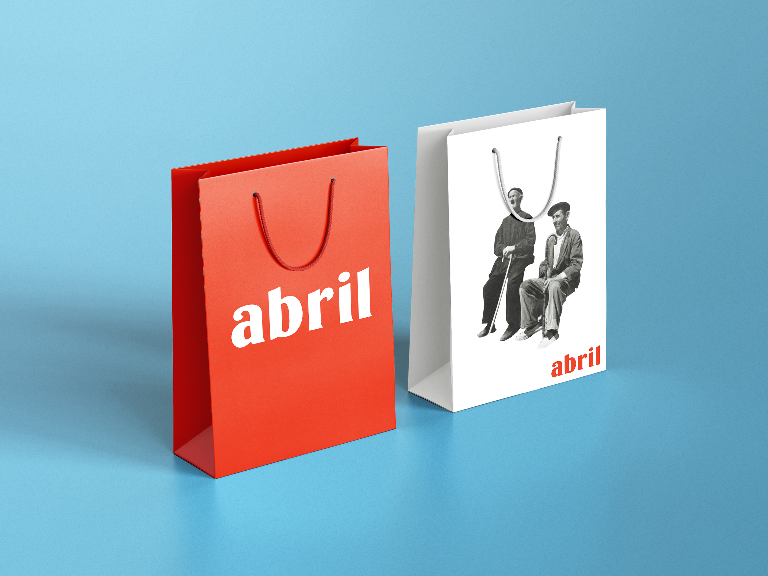 abril shopping bag mockup tiff.png