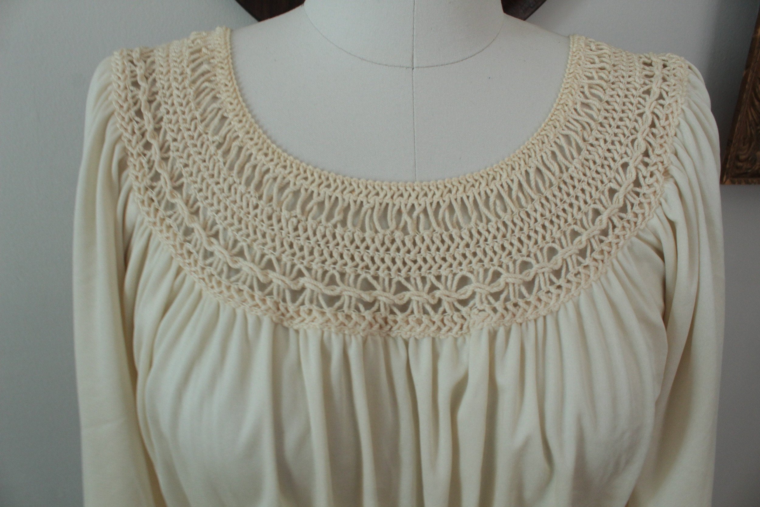 https://i.etsystatic.com/15588832/r/il/92e3d3/2967824851/il_fullxfull.2967824851_4c4l.jpg