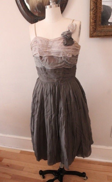 https://i.etsystatic.com/15588832/r/il/574f65/4520092536/il_fullxfull.4520092536_m4vy.jpg