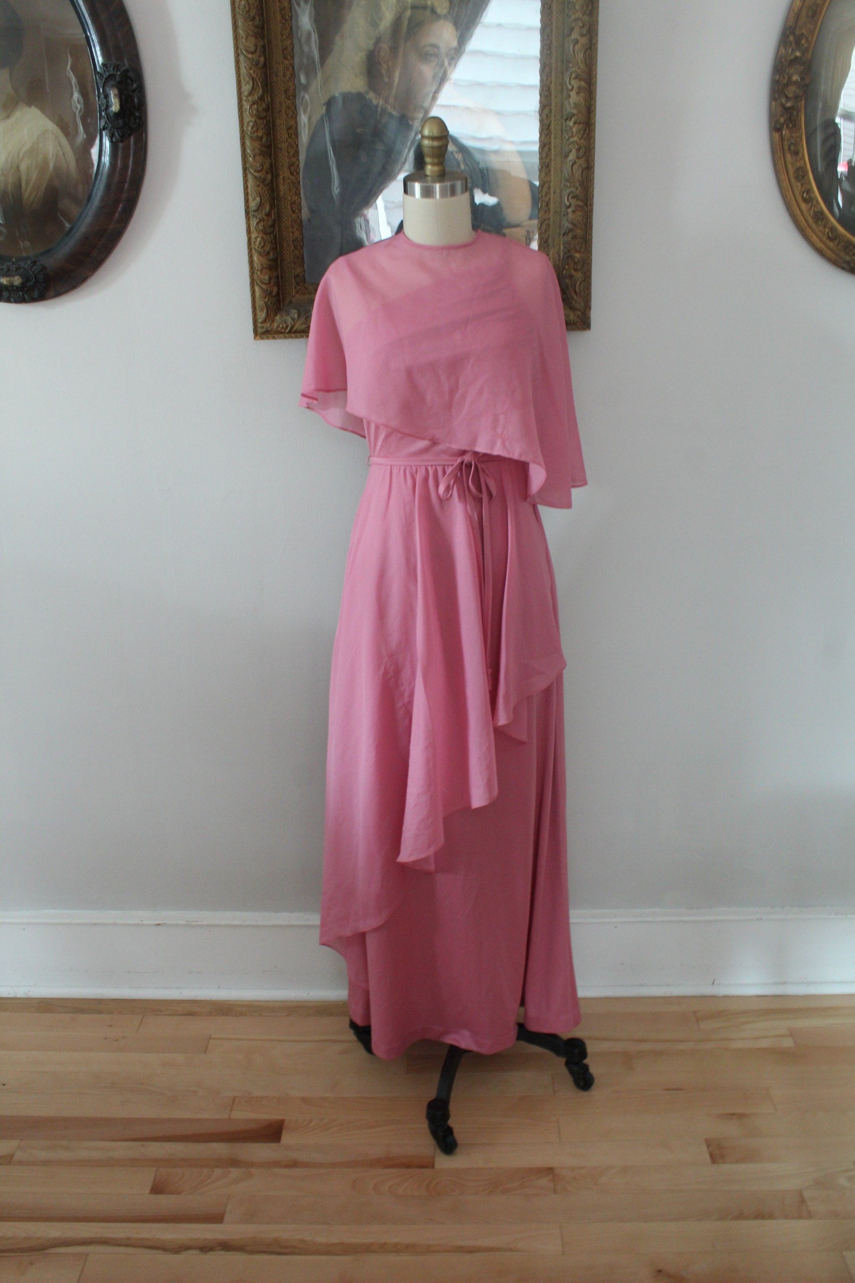 https://i.etsystatic.com/15588832/r/il/96c238/3088005219/il_fullxfull.3088005219_2c2e.jpg