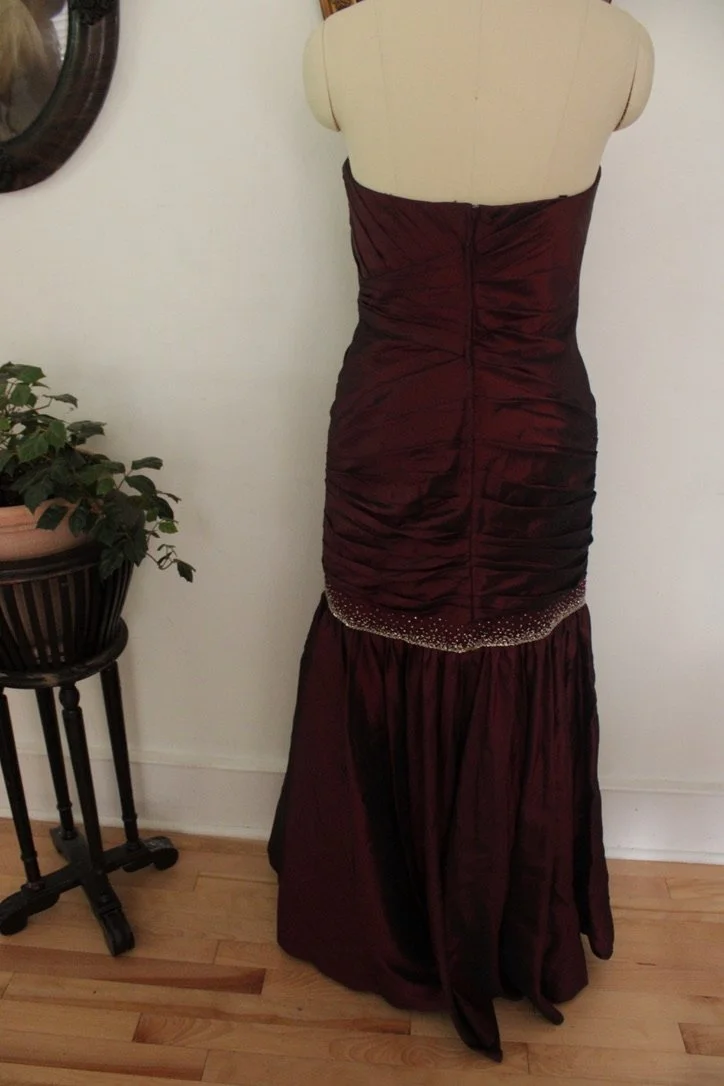 collette dinnigan beaded dress COLLETTE DINNIGAN Size L Green Lace Nylon / Spandex Cocktail Dress – Sui  Generis Designer Consignment