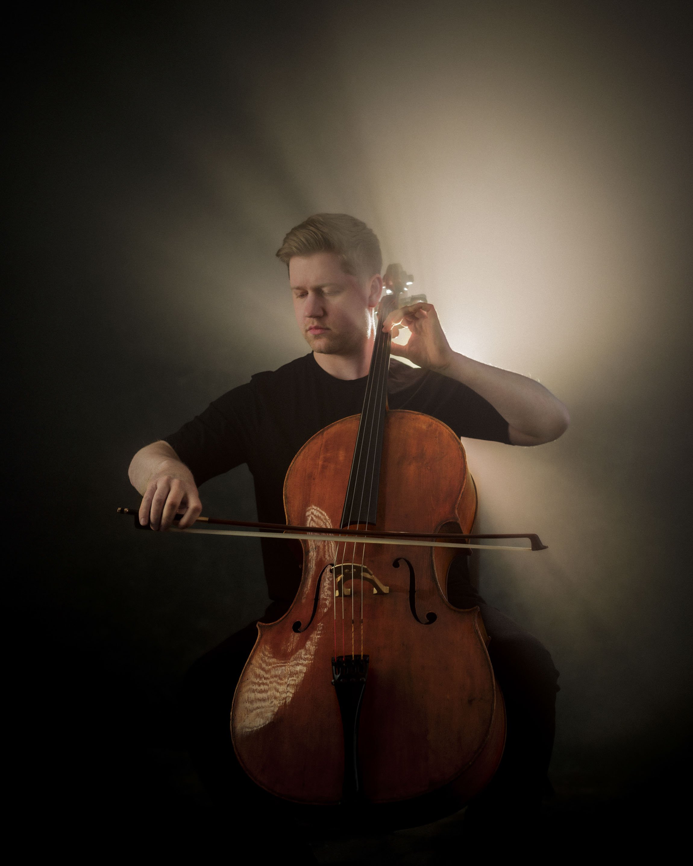 Oliver-Erlich-Edits-2-4x5.jpg