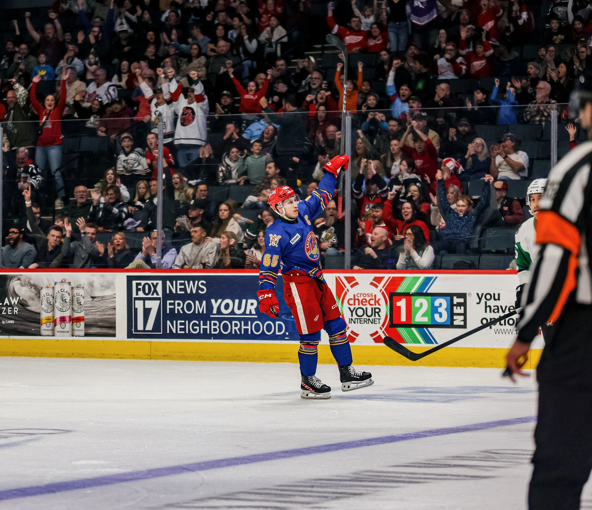 Dominik Shine Named AHL Player of the Week